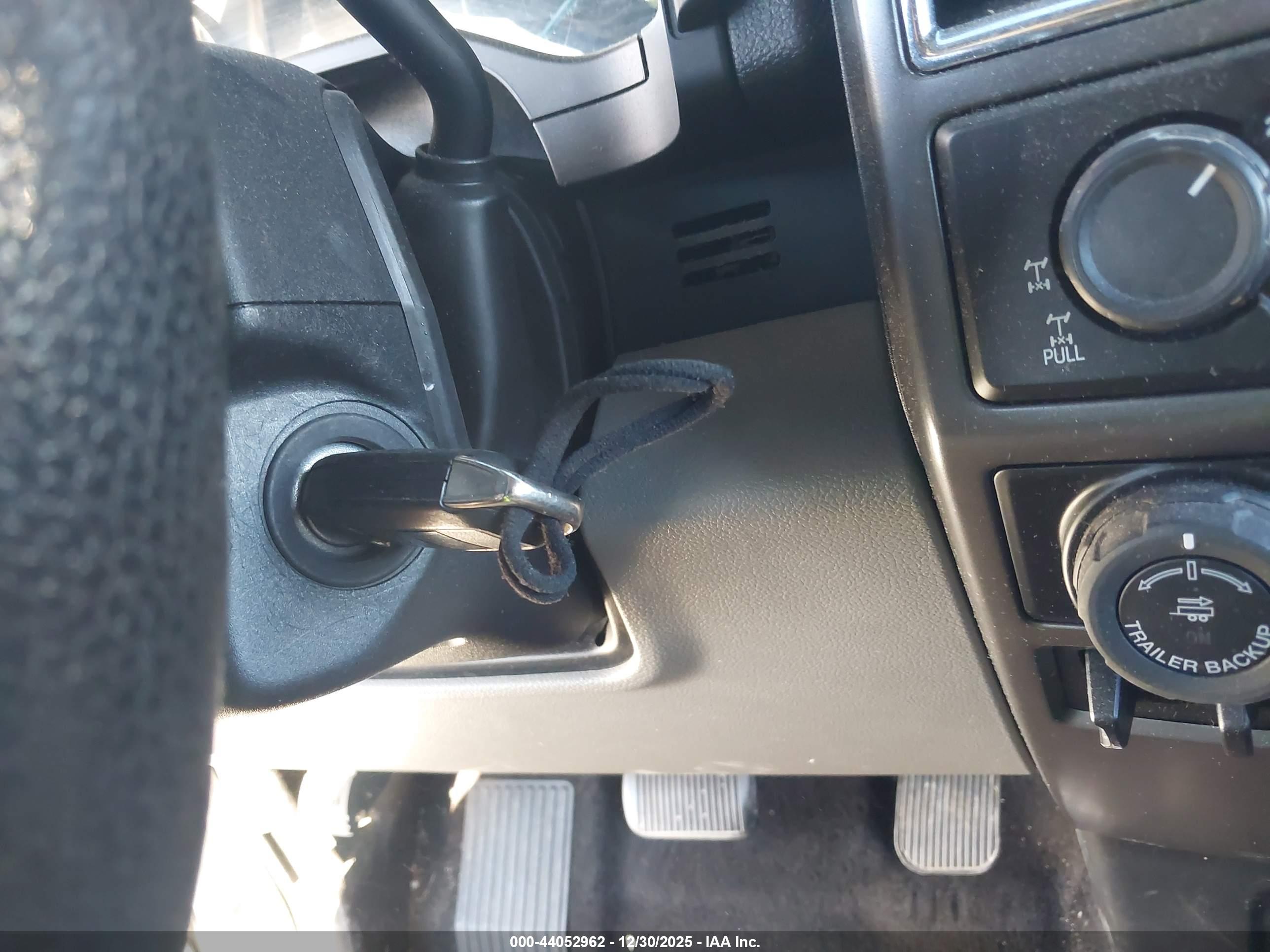 FORD F-150 image 11