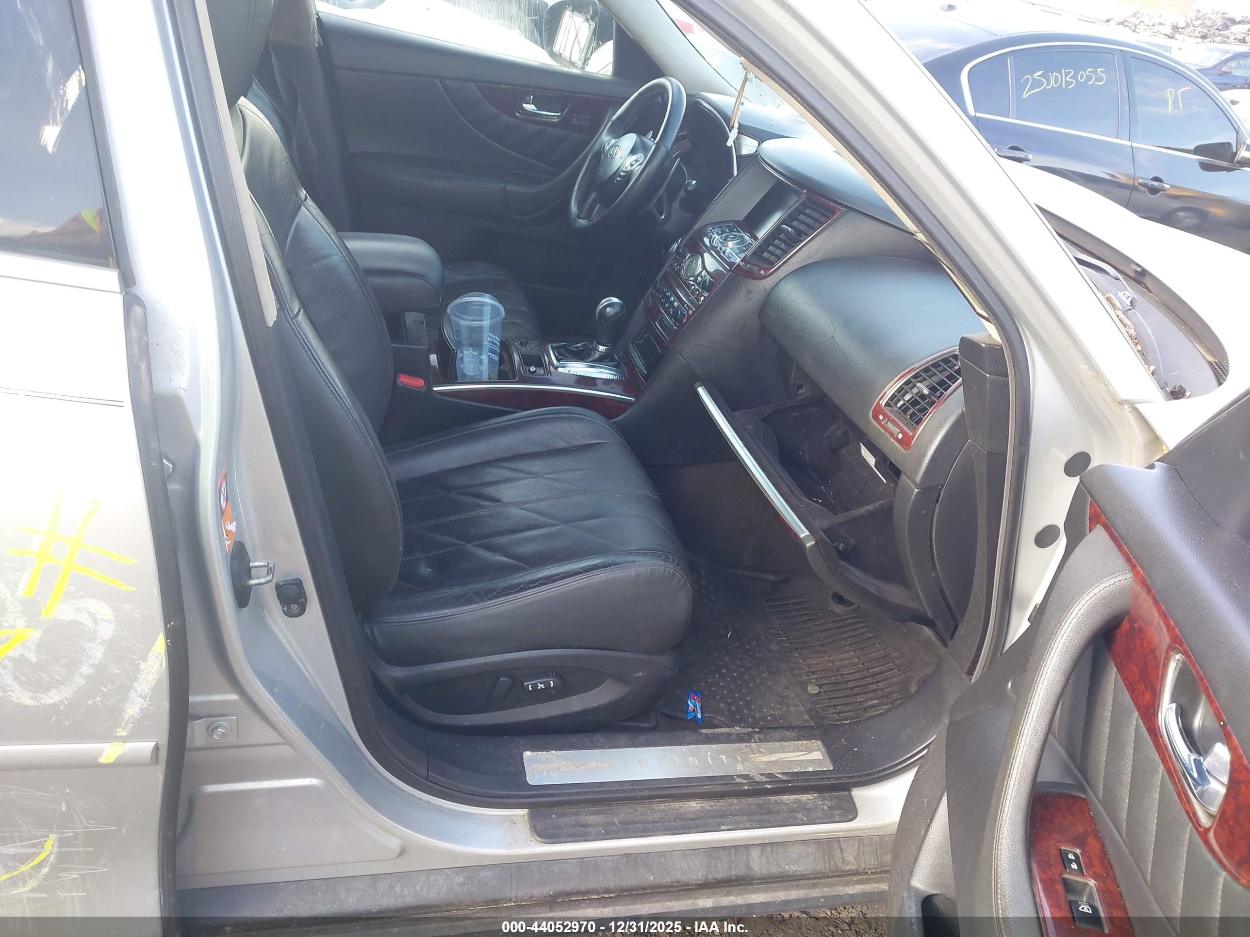 INFINITI FX35 image 5