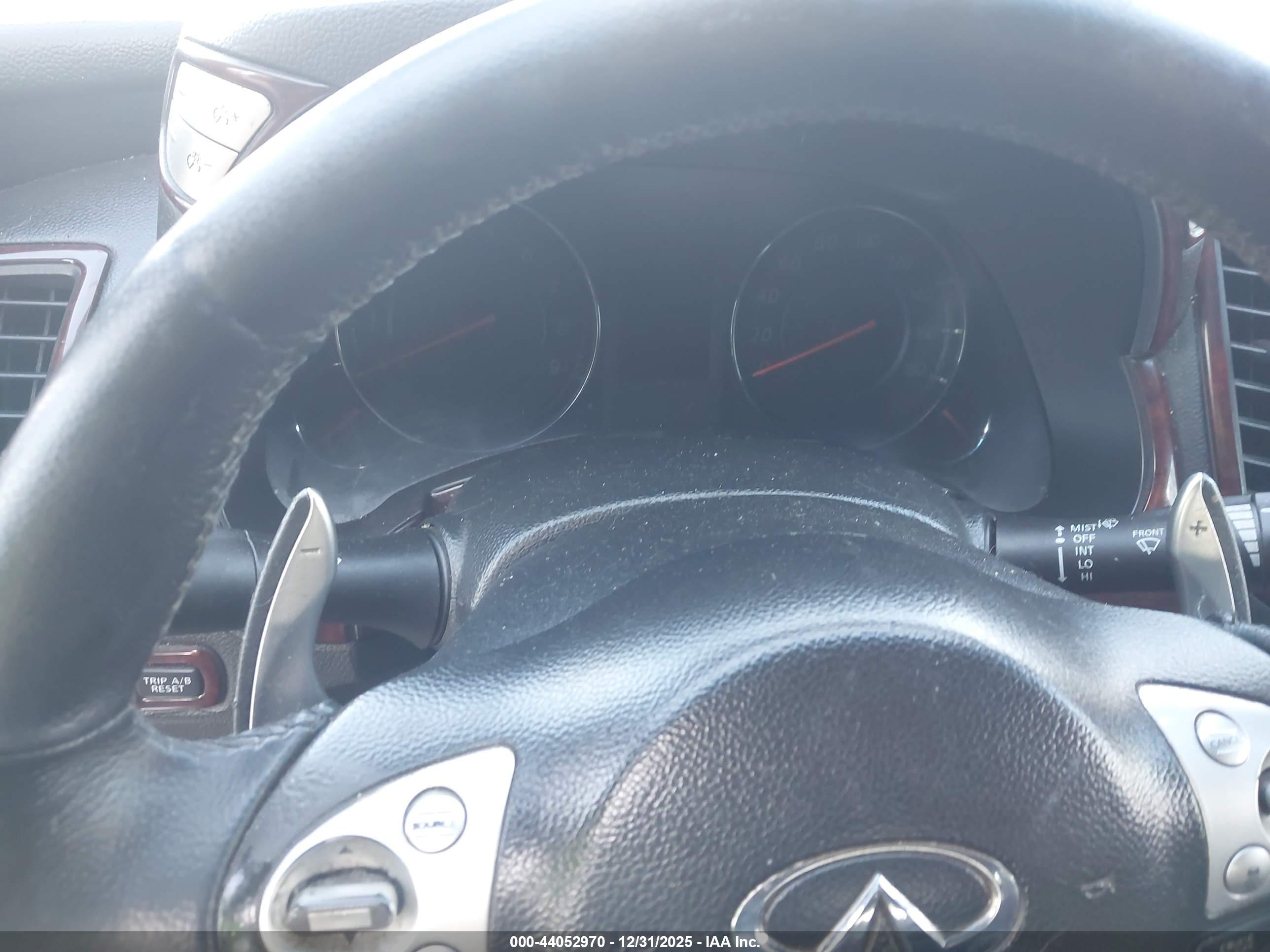 INFINITI FX35 image 7