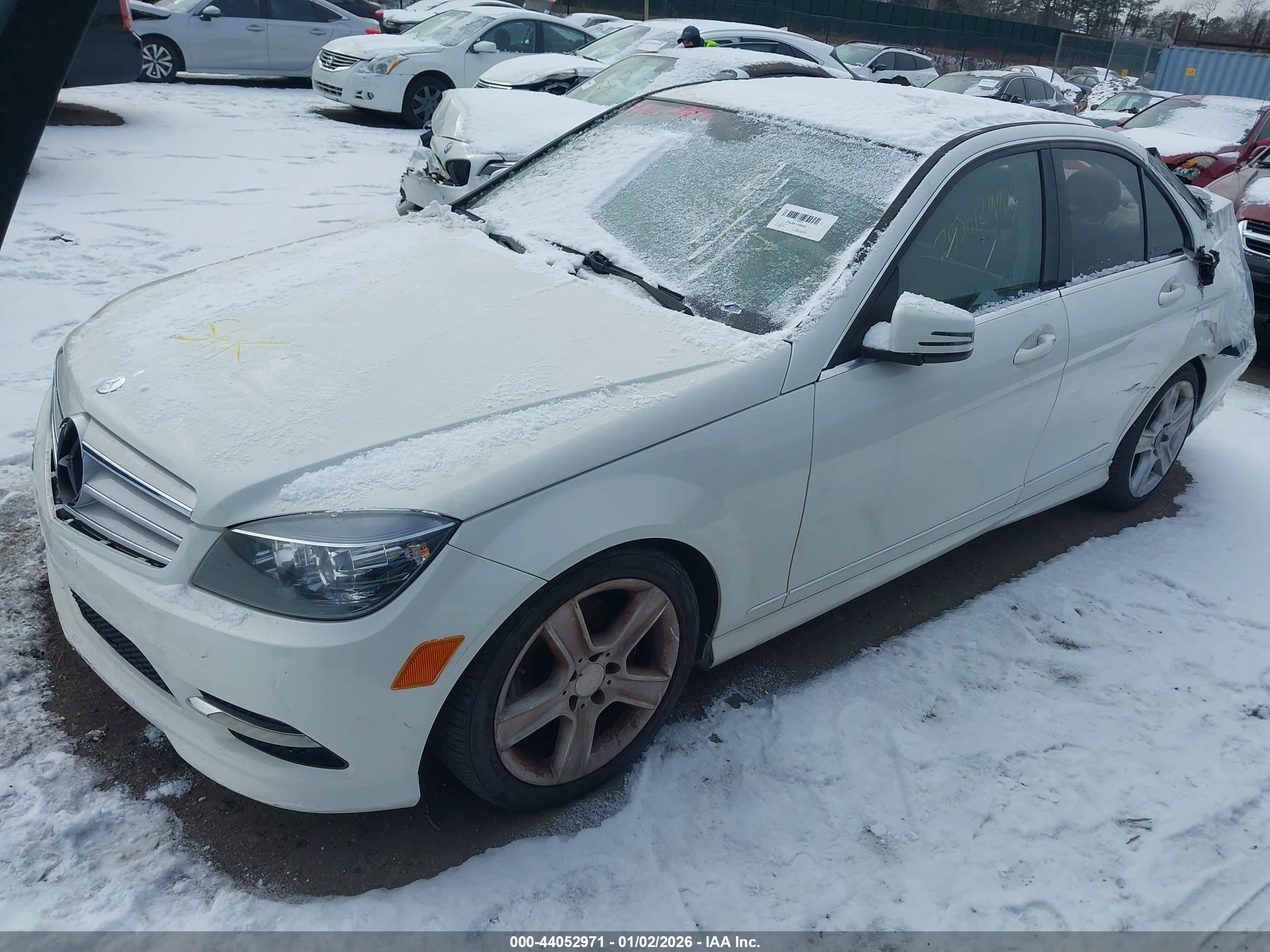 MERCEDES-BENZ C image 2