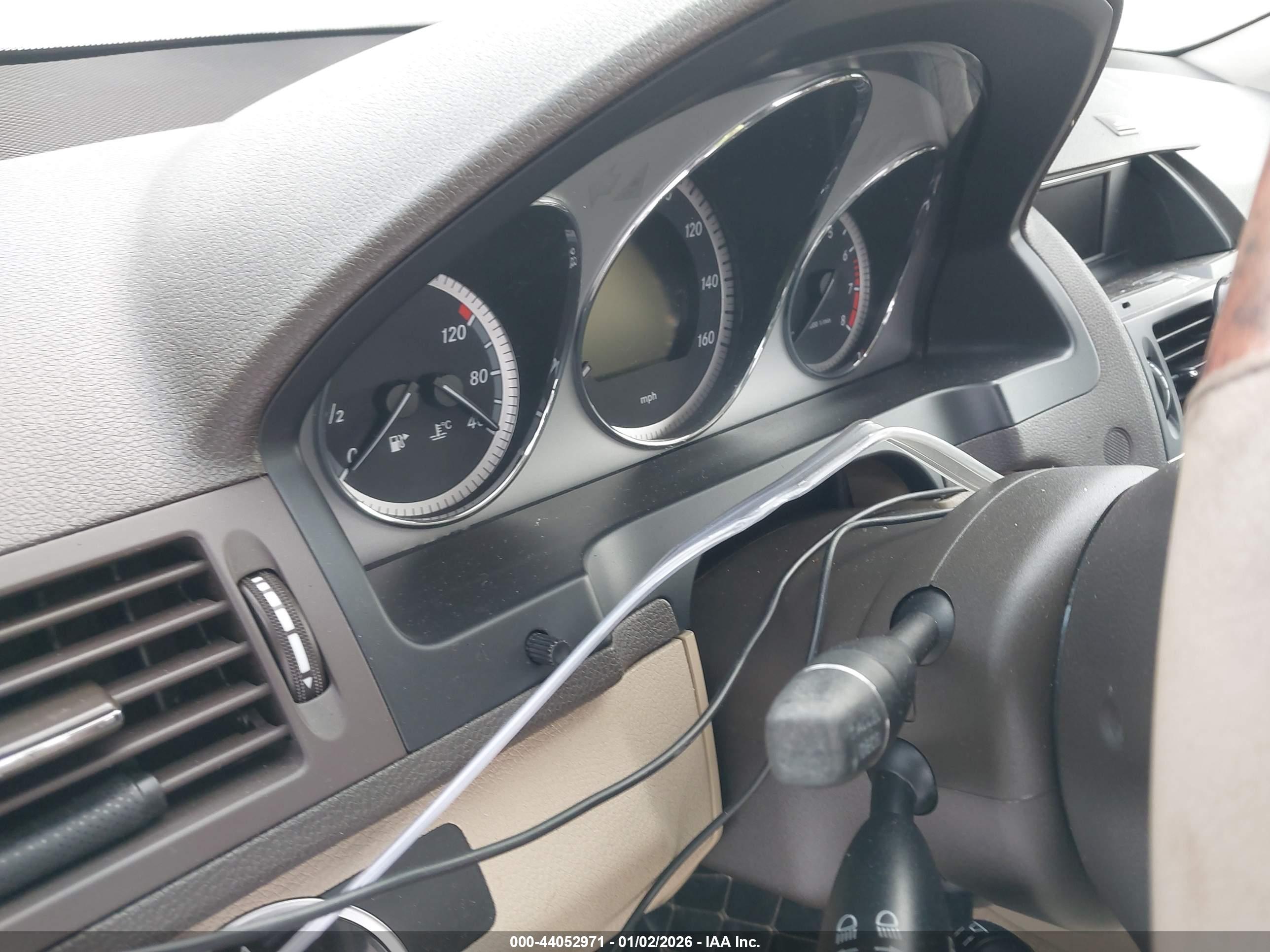 MERCEDES-BENZ C image 7