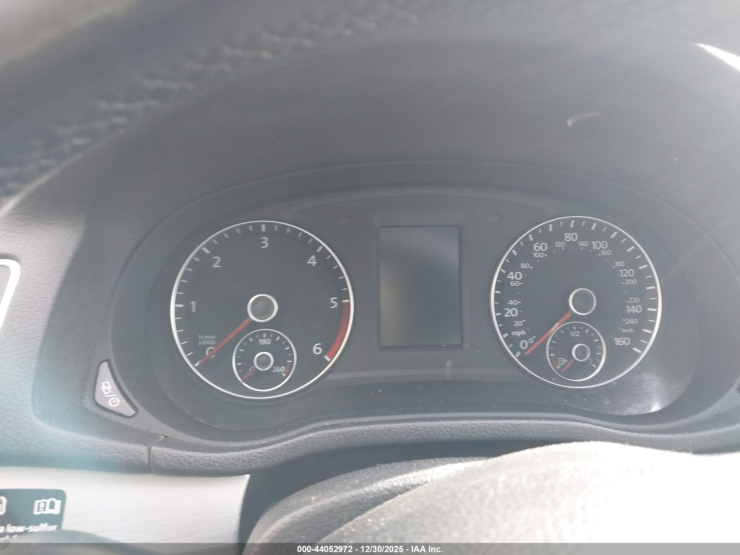 VOLKSWAGEN PASSAT image 7