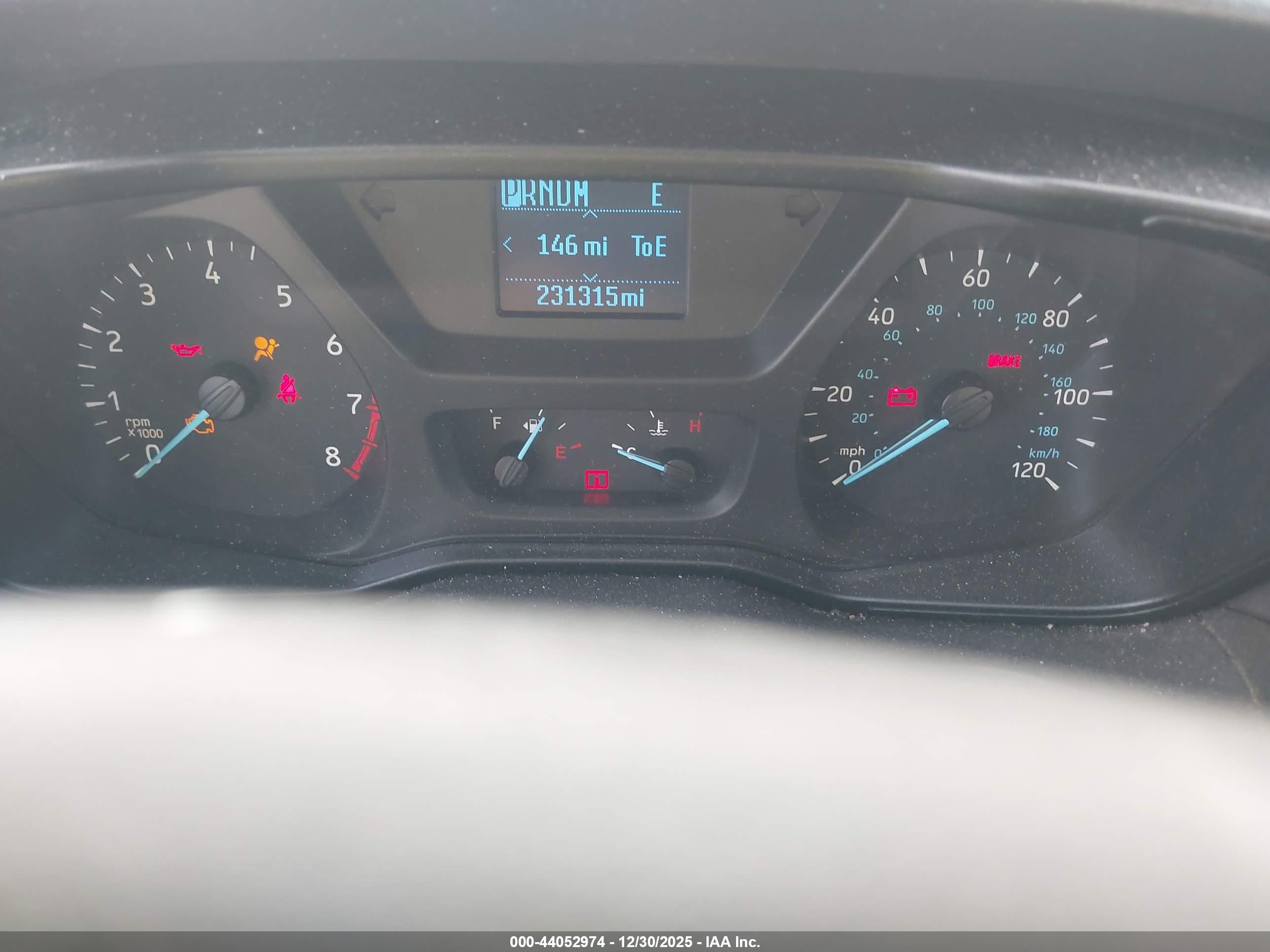 FORD TRANSIT-350 image 7