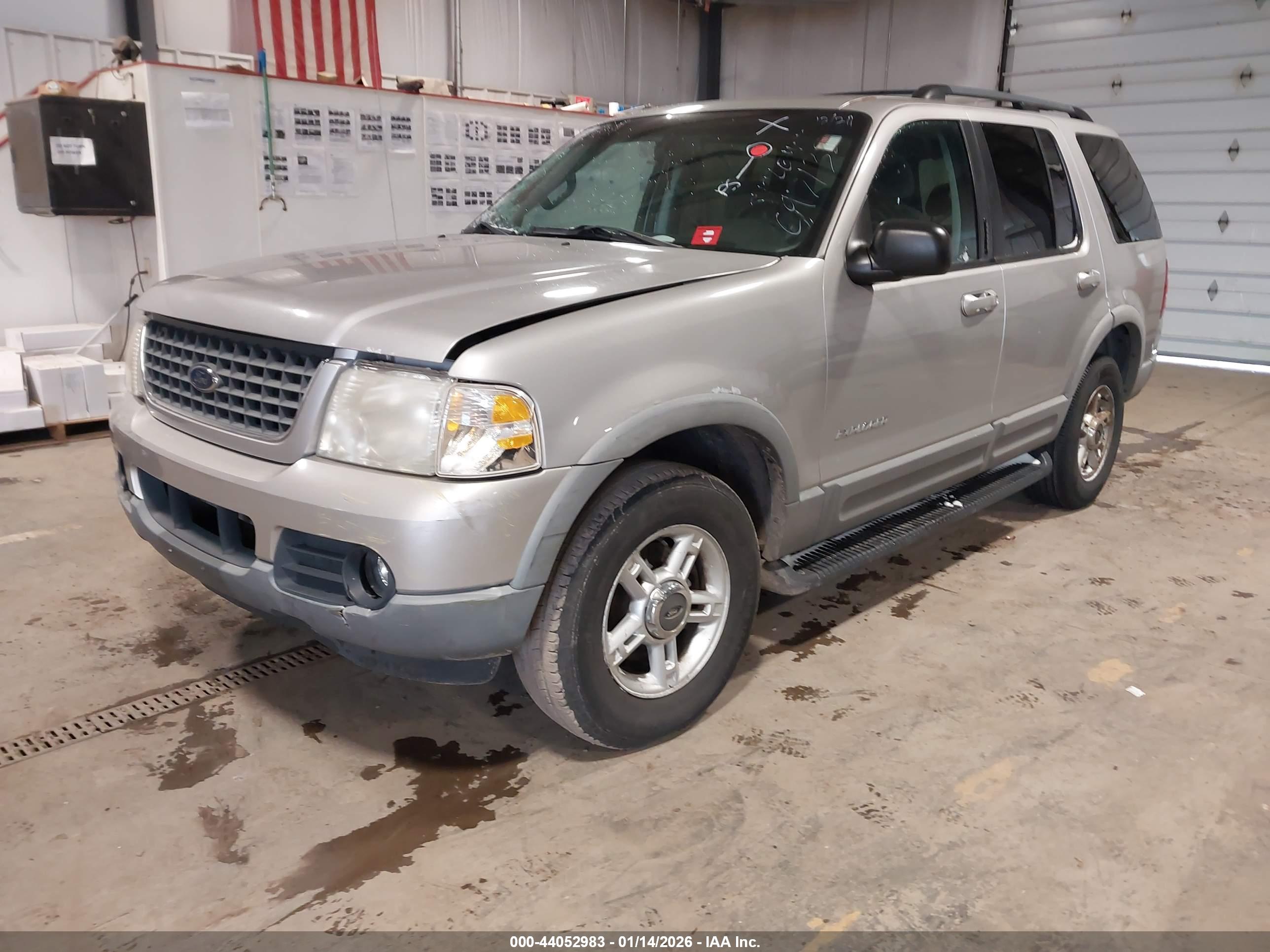 FORD EXPLORER image 2