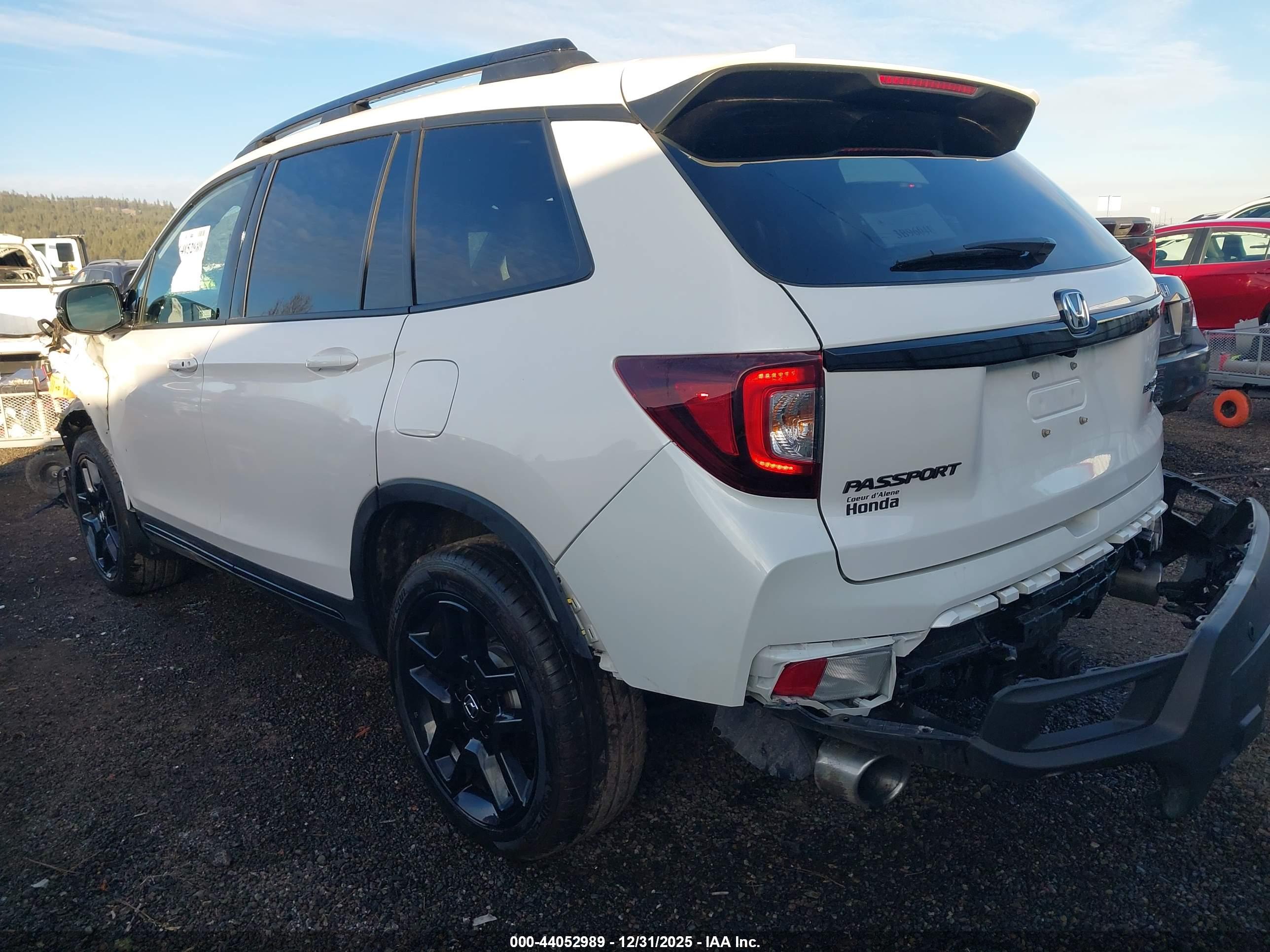 HONDA PASSPORT image 3