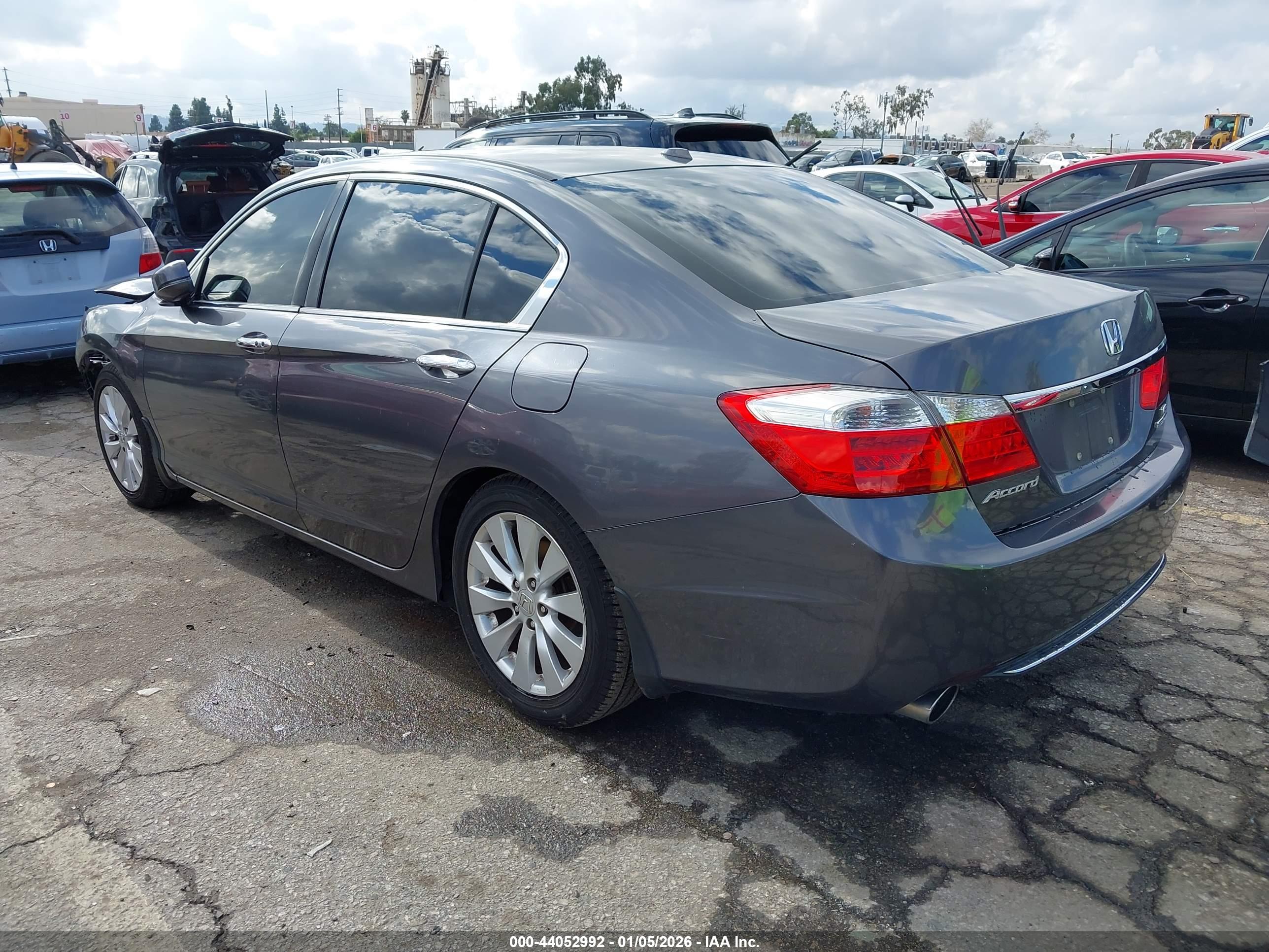 HONDA ACCORD image 3