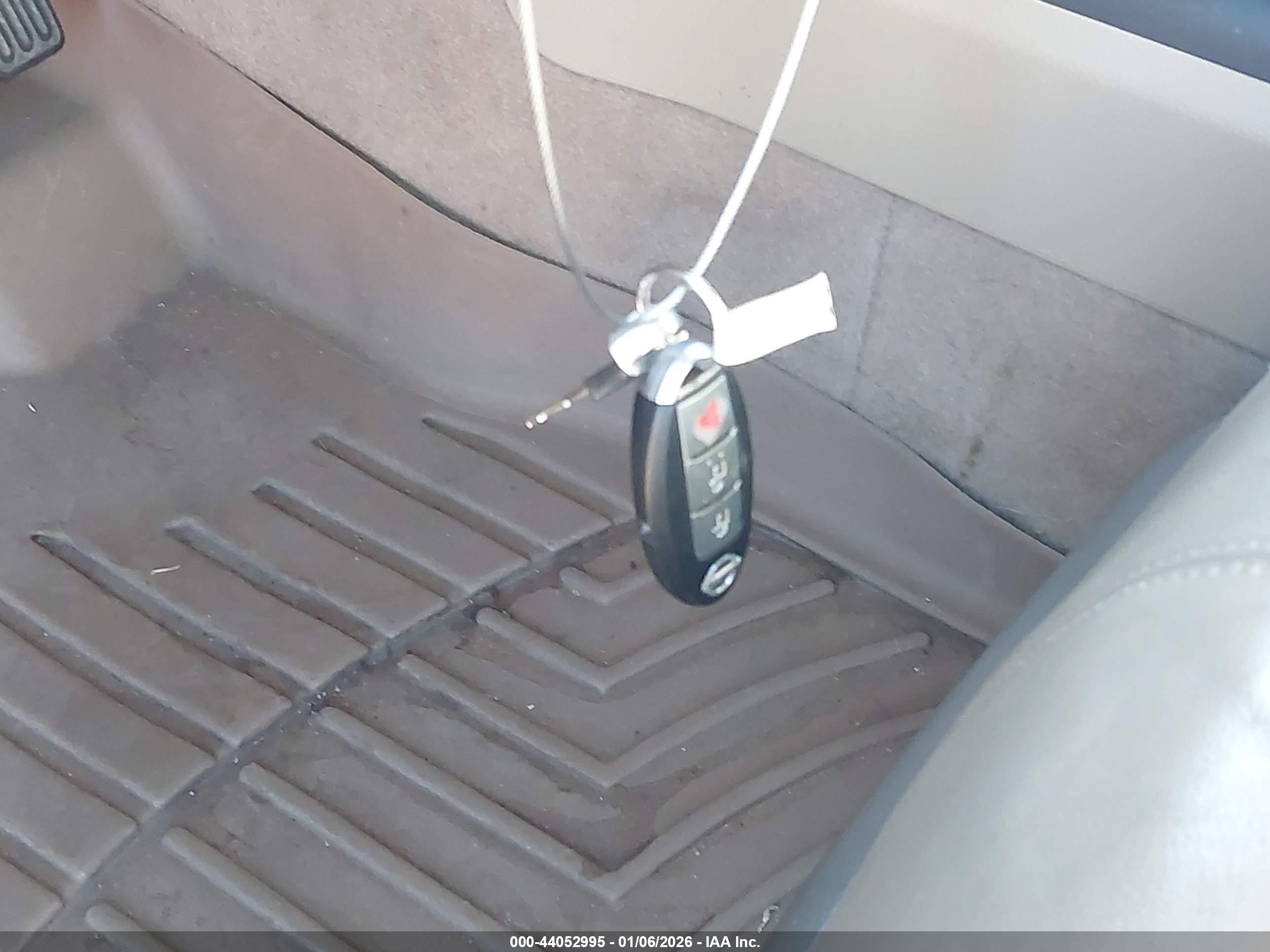 NISSAN MURANO image 11