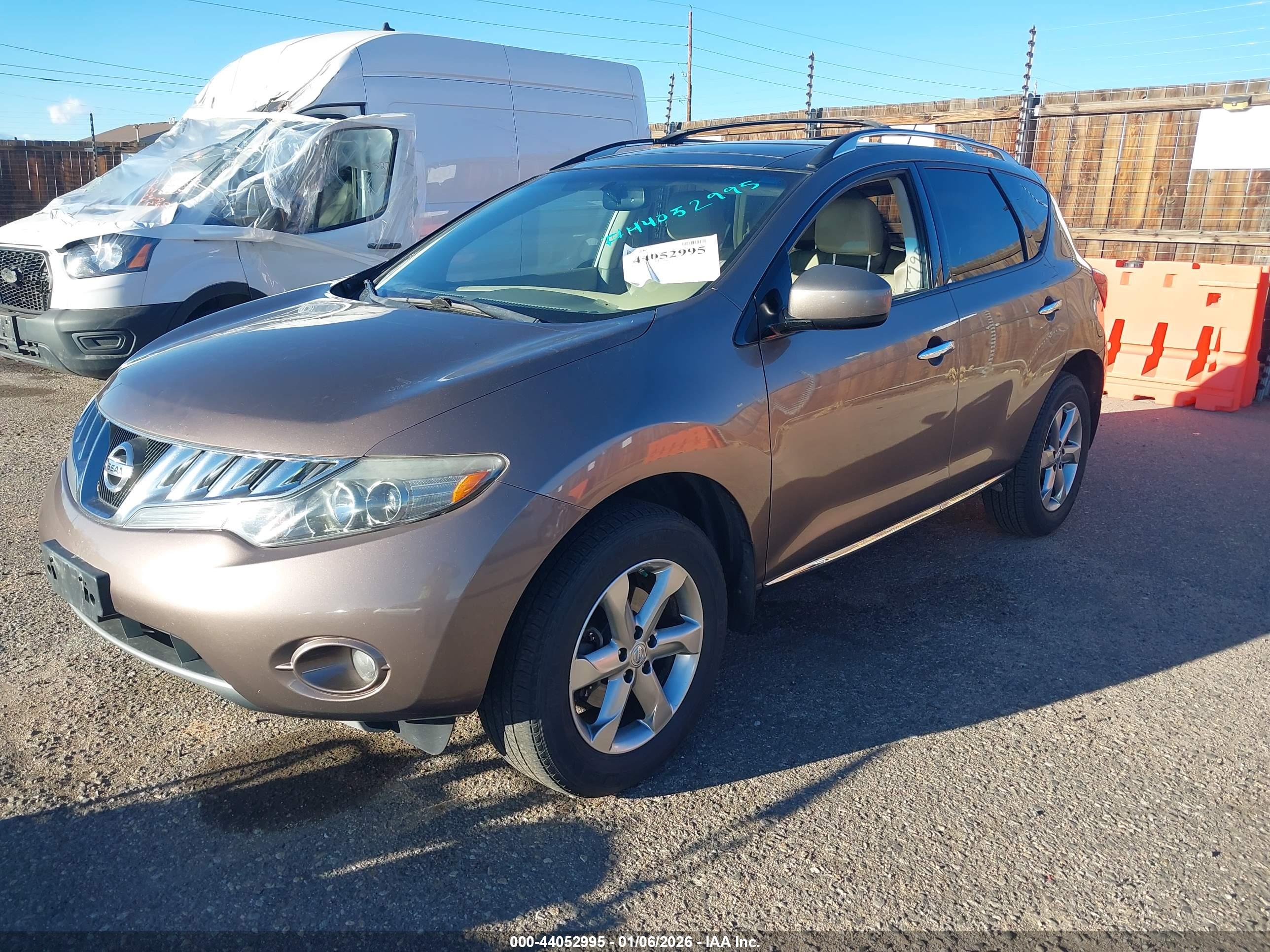 NISSAN MURANO image 2