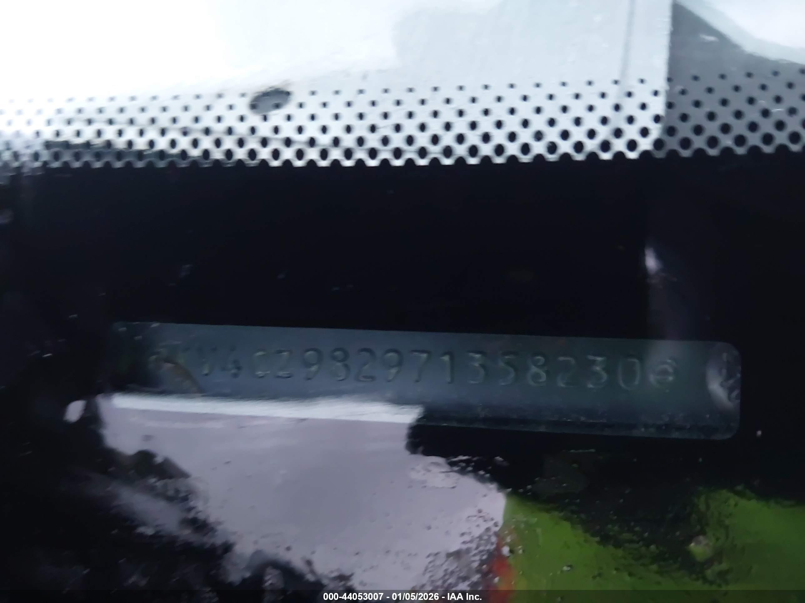 VOLVO XC90 image 9
