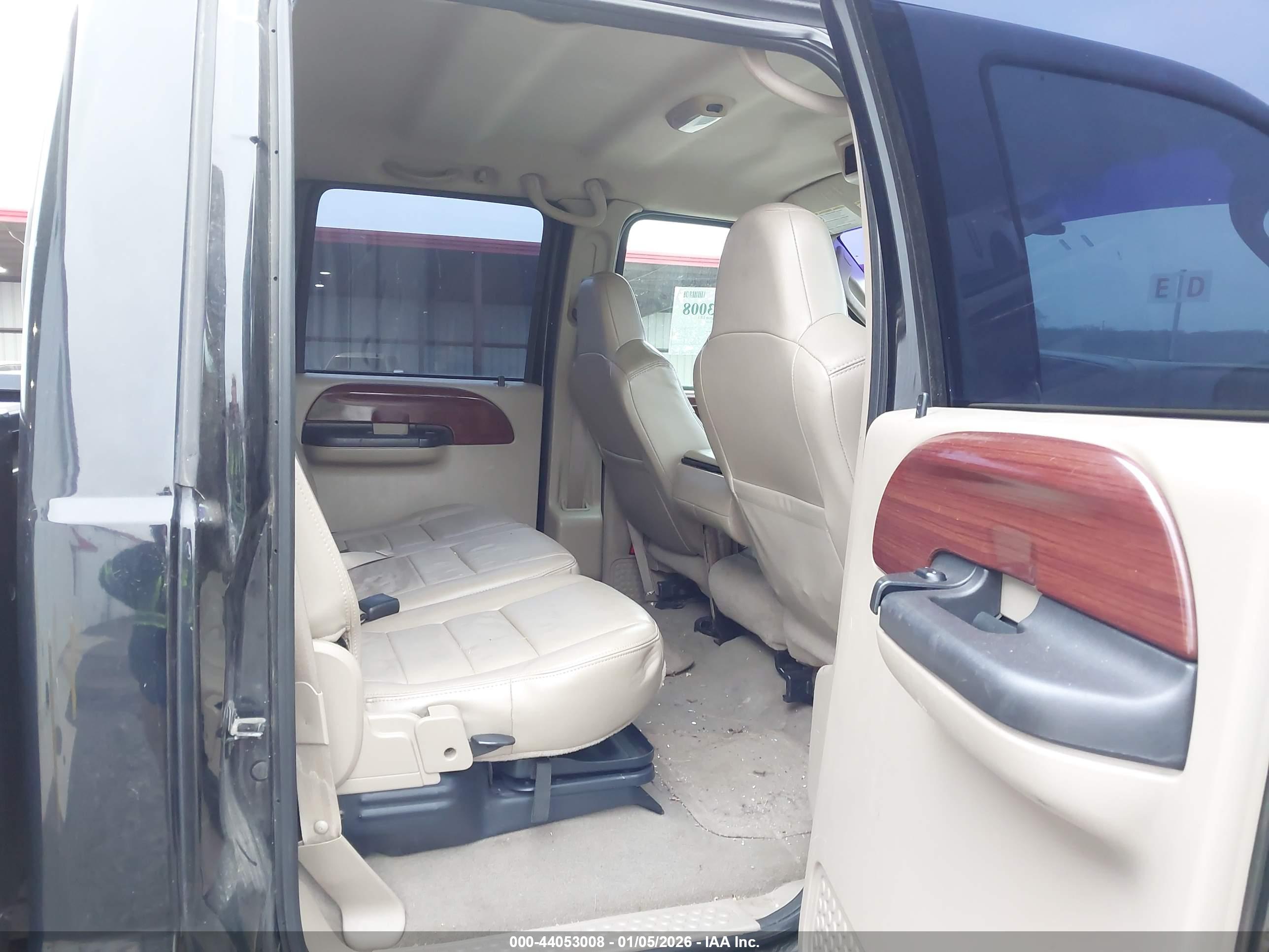 FORD F-250 image 8