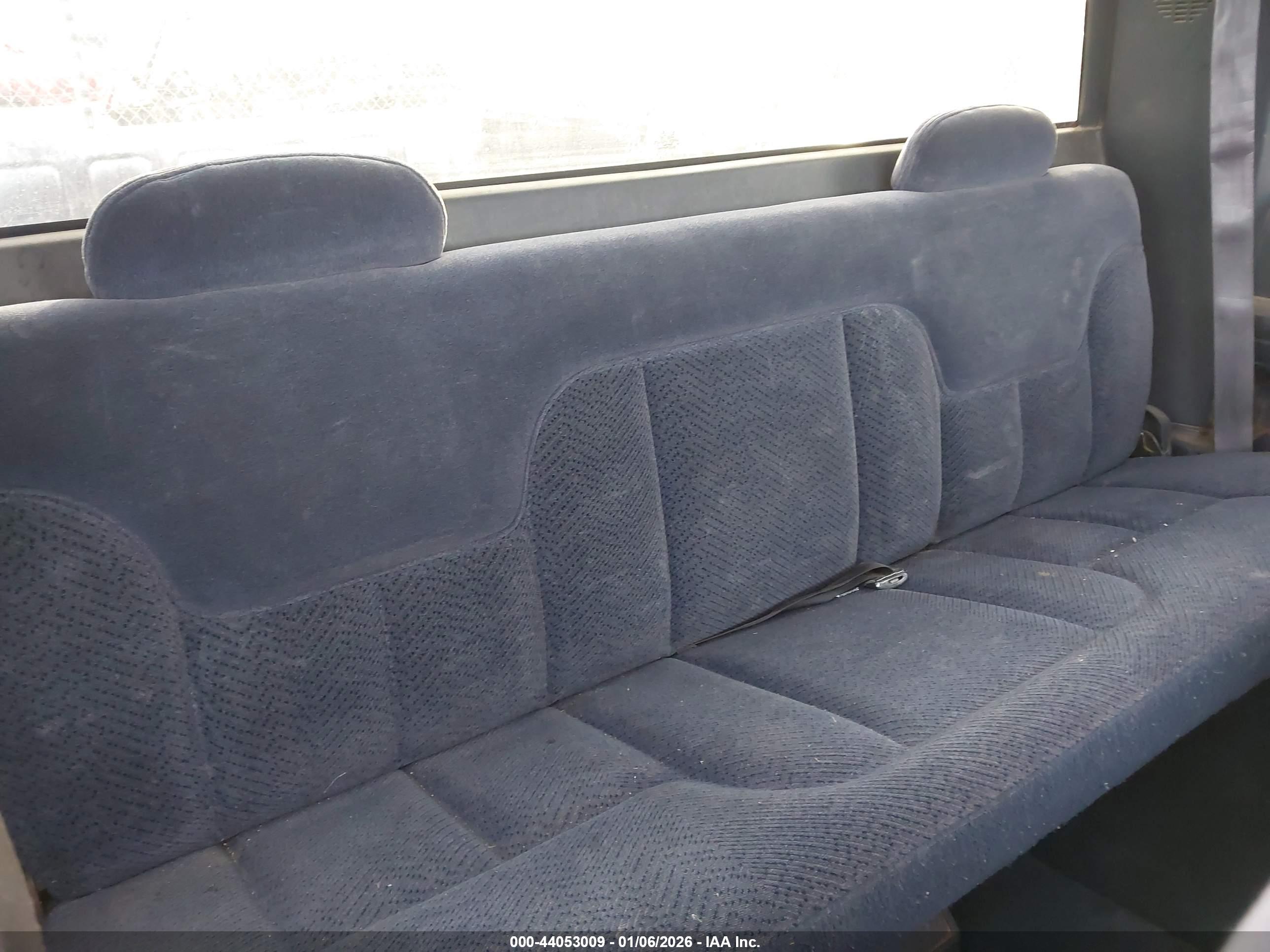 CHEVROLET K1500 image 8