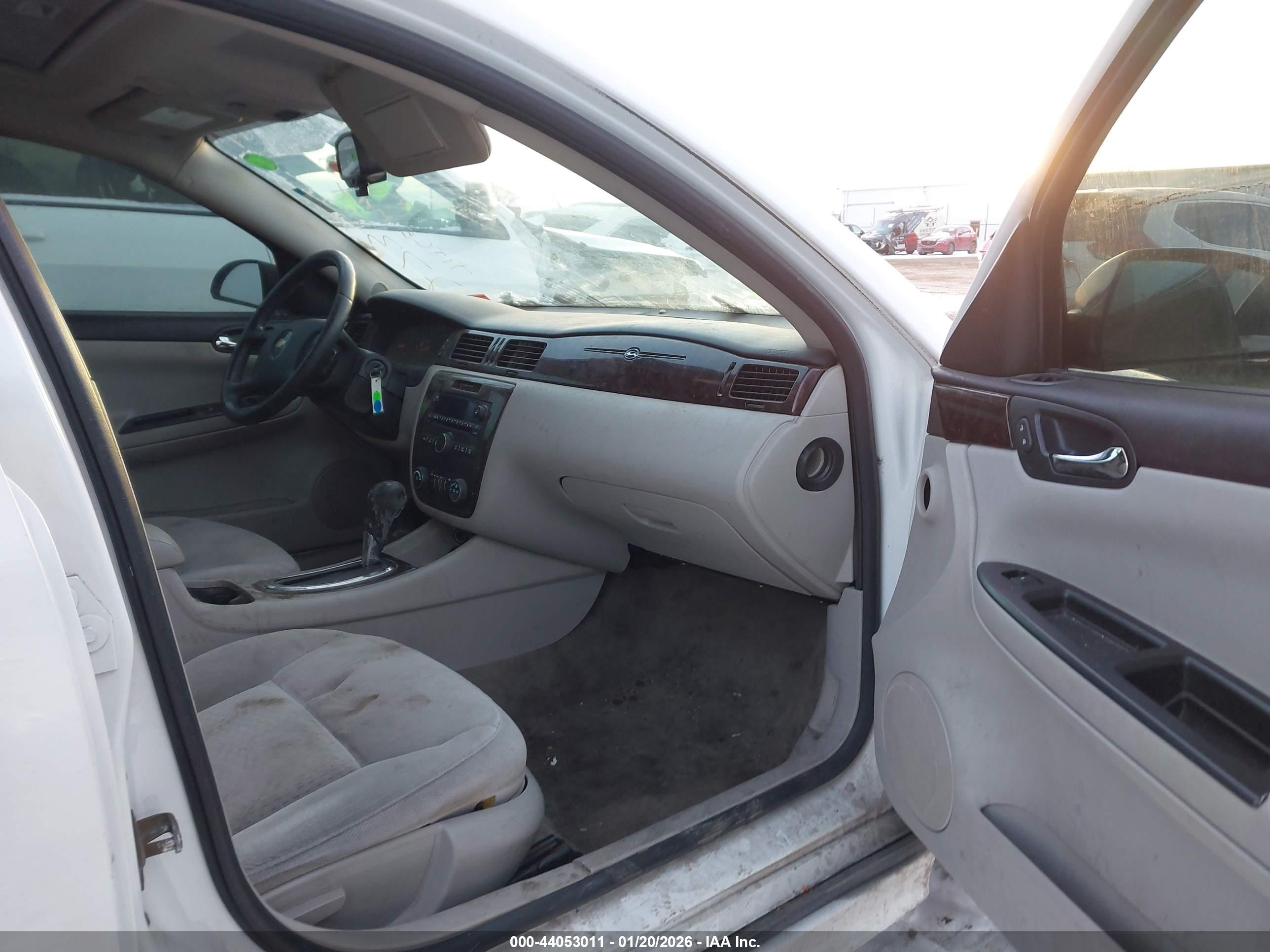 CHEVROLET IMPALA image 5