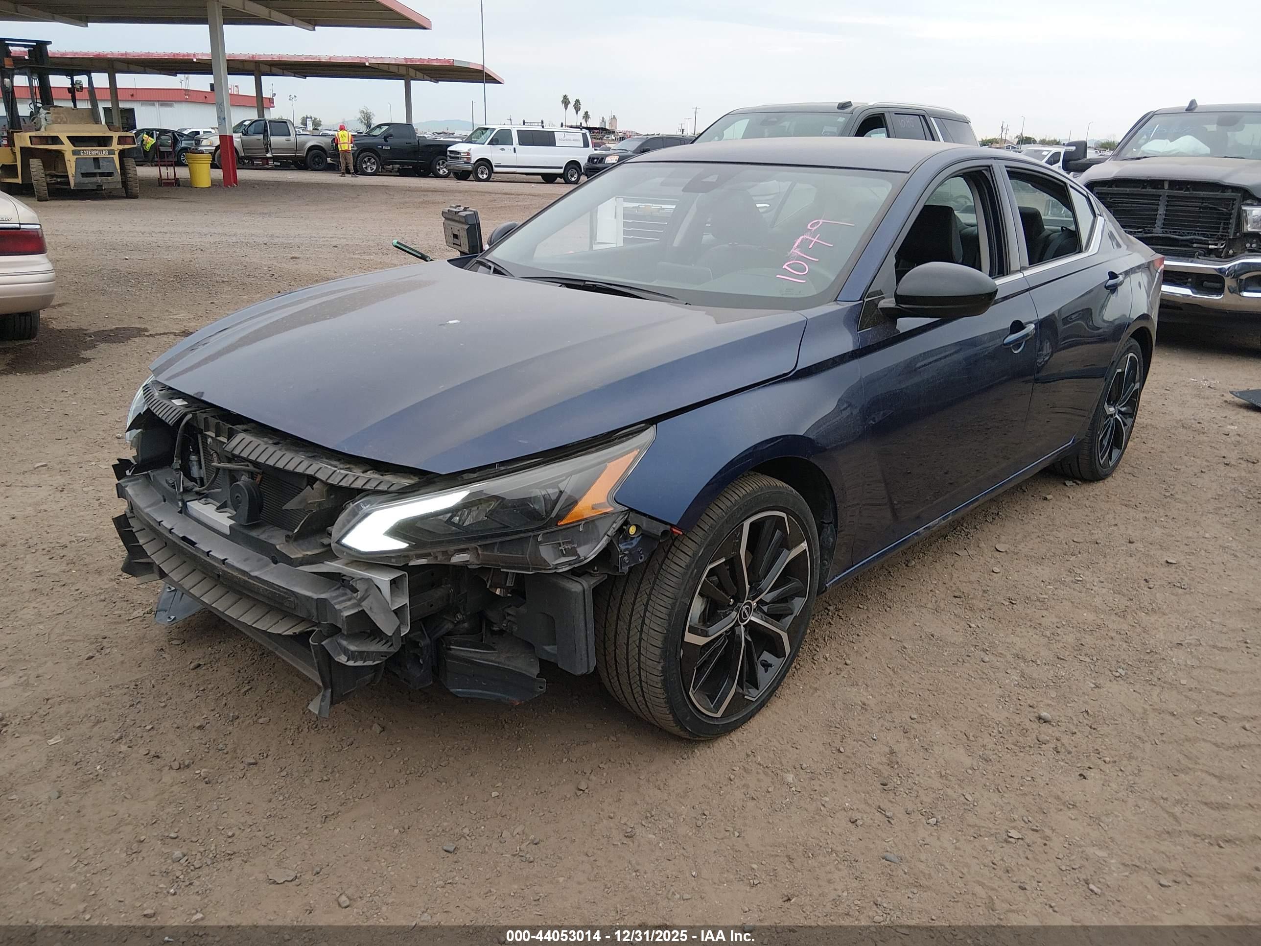NISSAN ALTIMA image 2