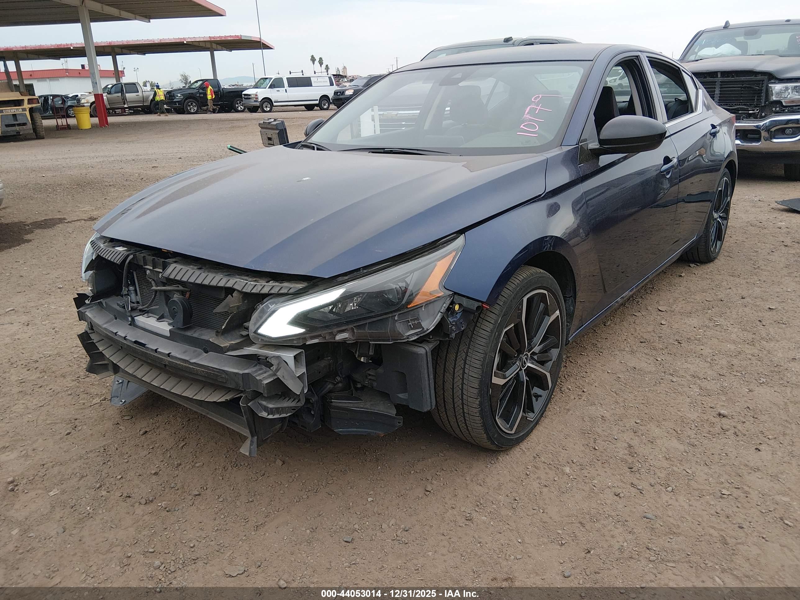 NISSAN ALTIMA image 6