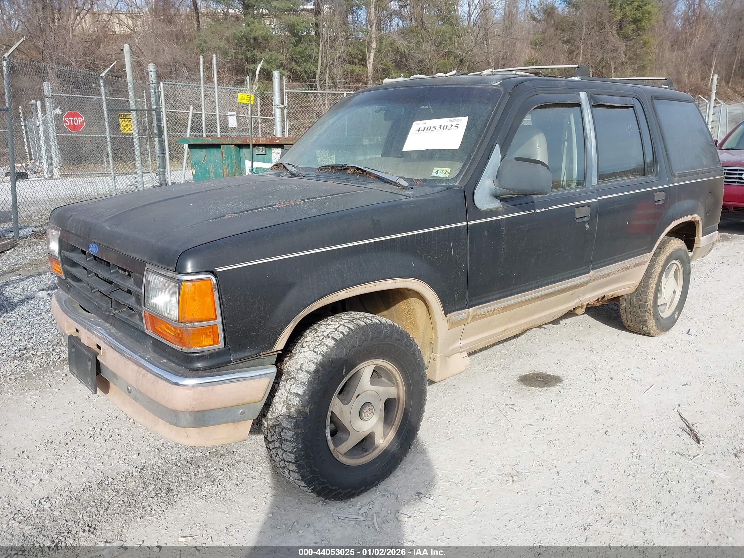 FORD EXPLORER image 2
