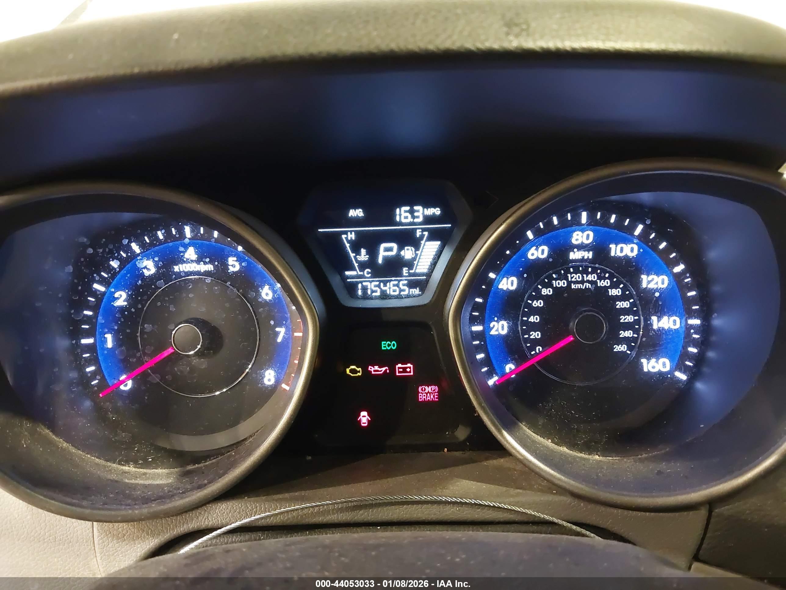 HYUNDAI ELANTRA image 7