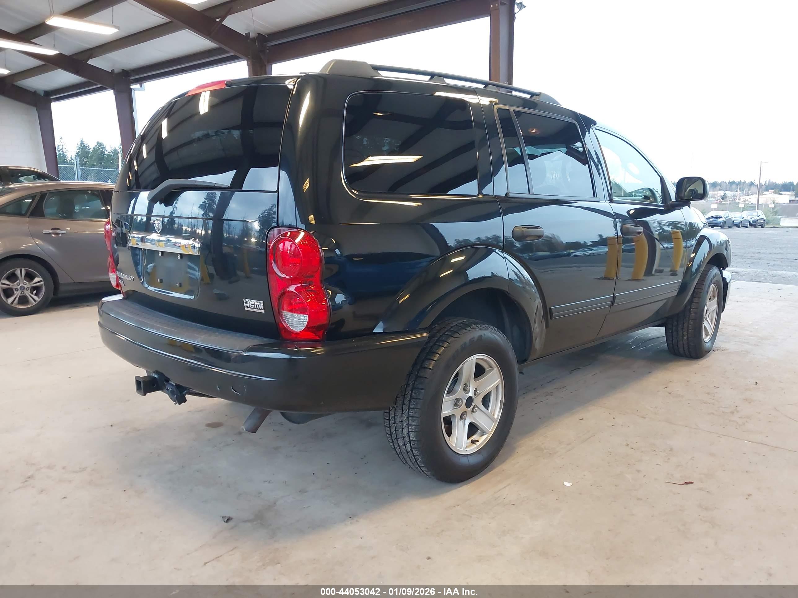 DODGE DURANGO image 4