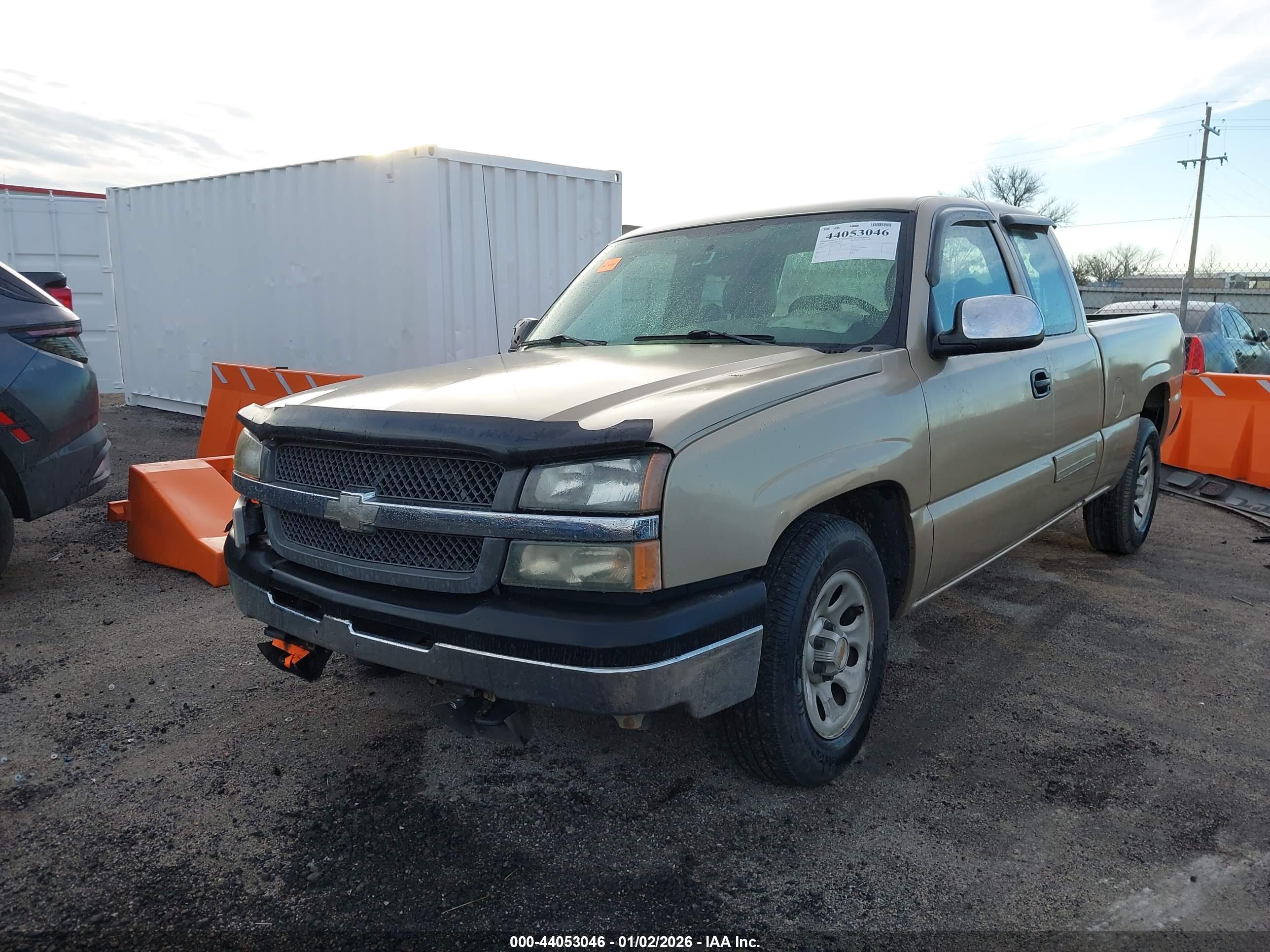 CHEVROLET SILVERADO image 2