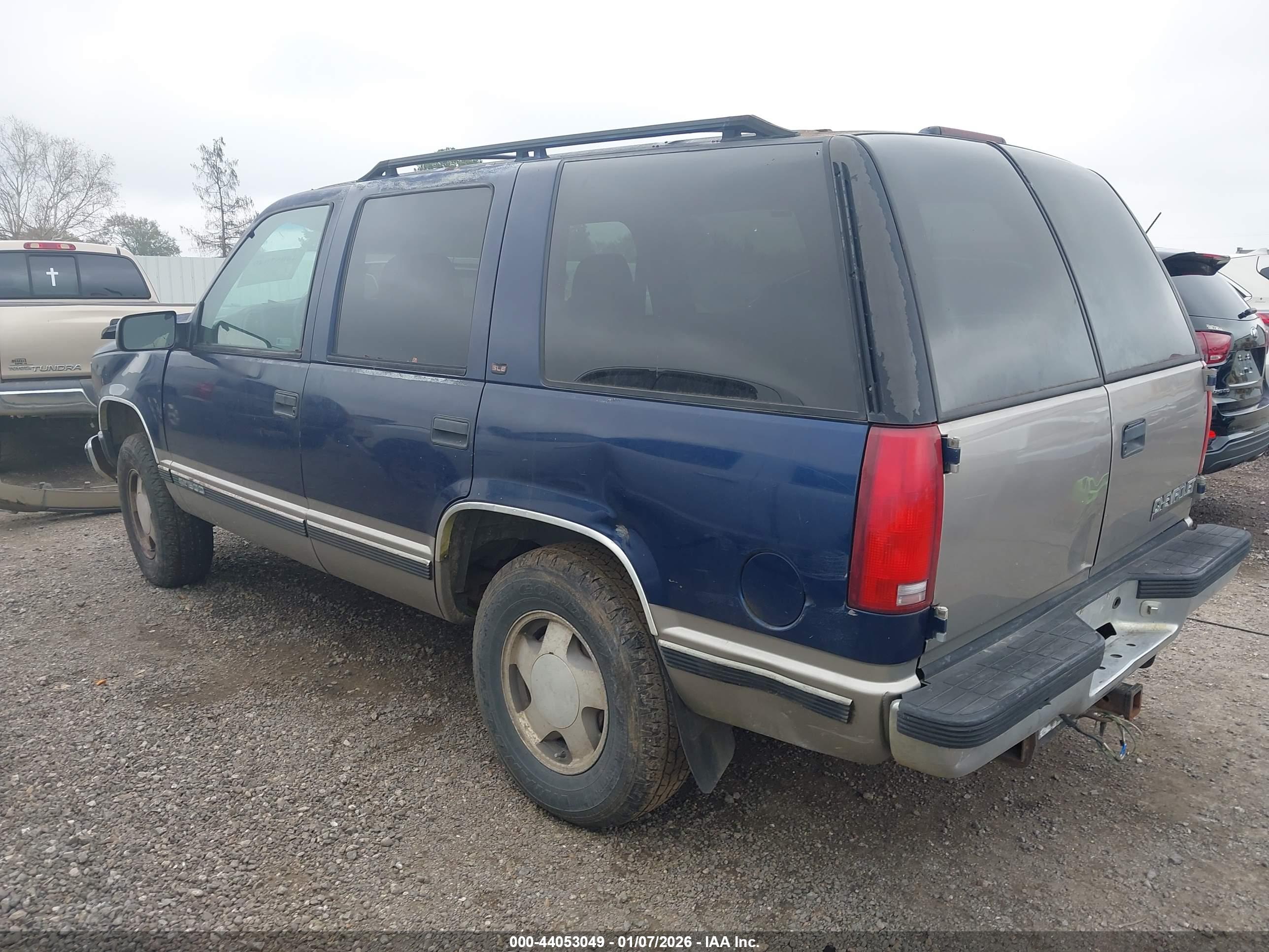 GMC YUKON image 3