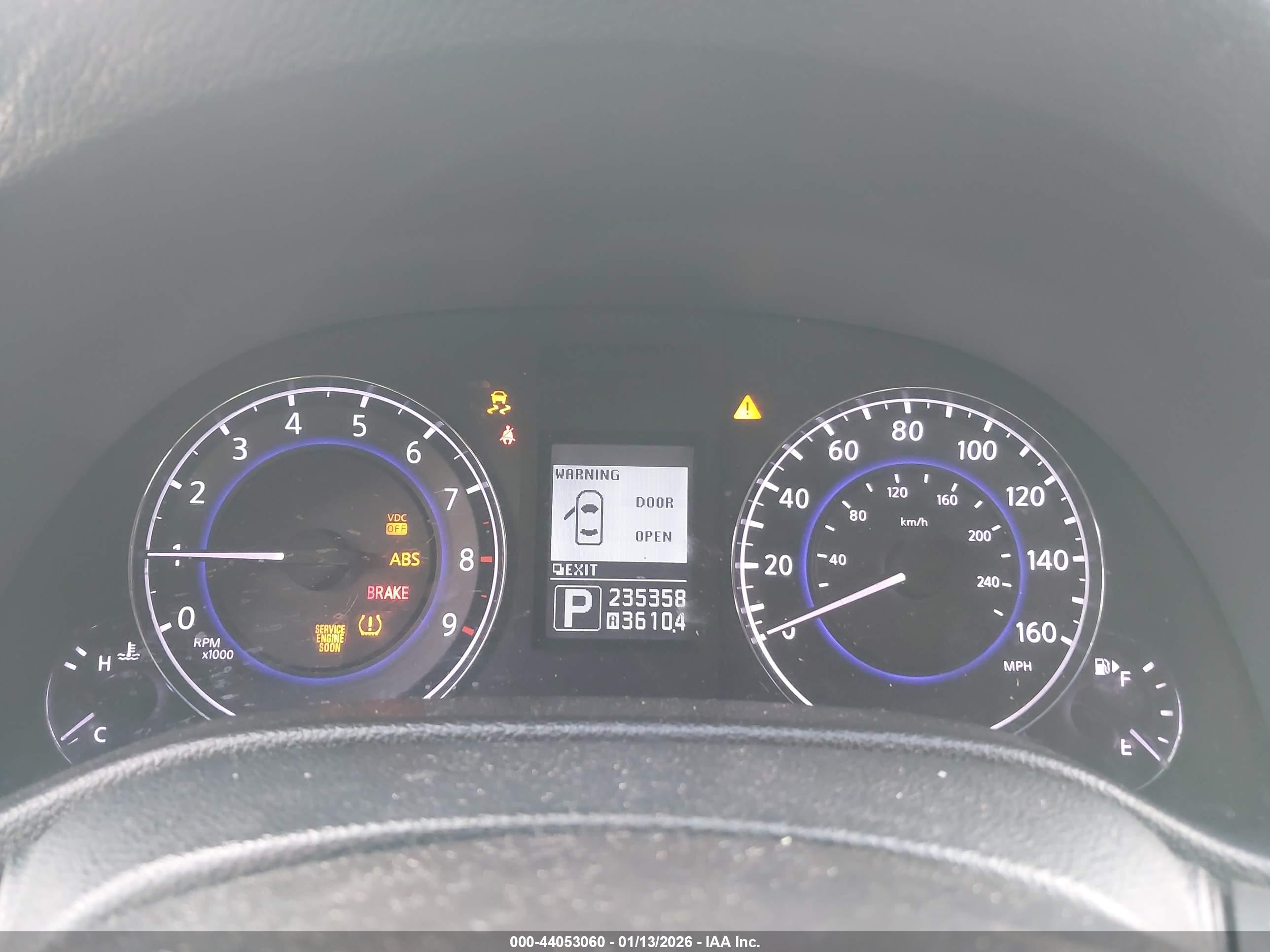 INFINITI G37 image 7