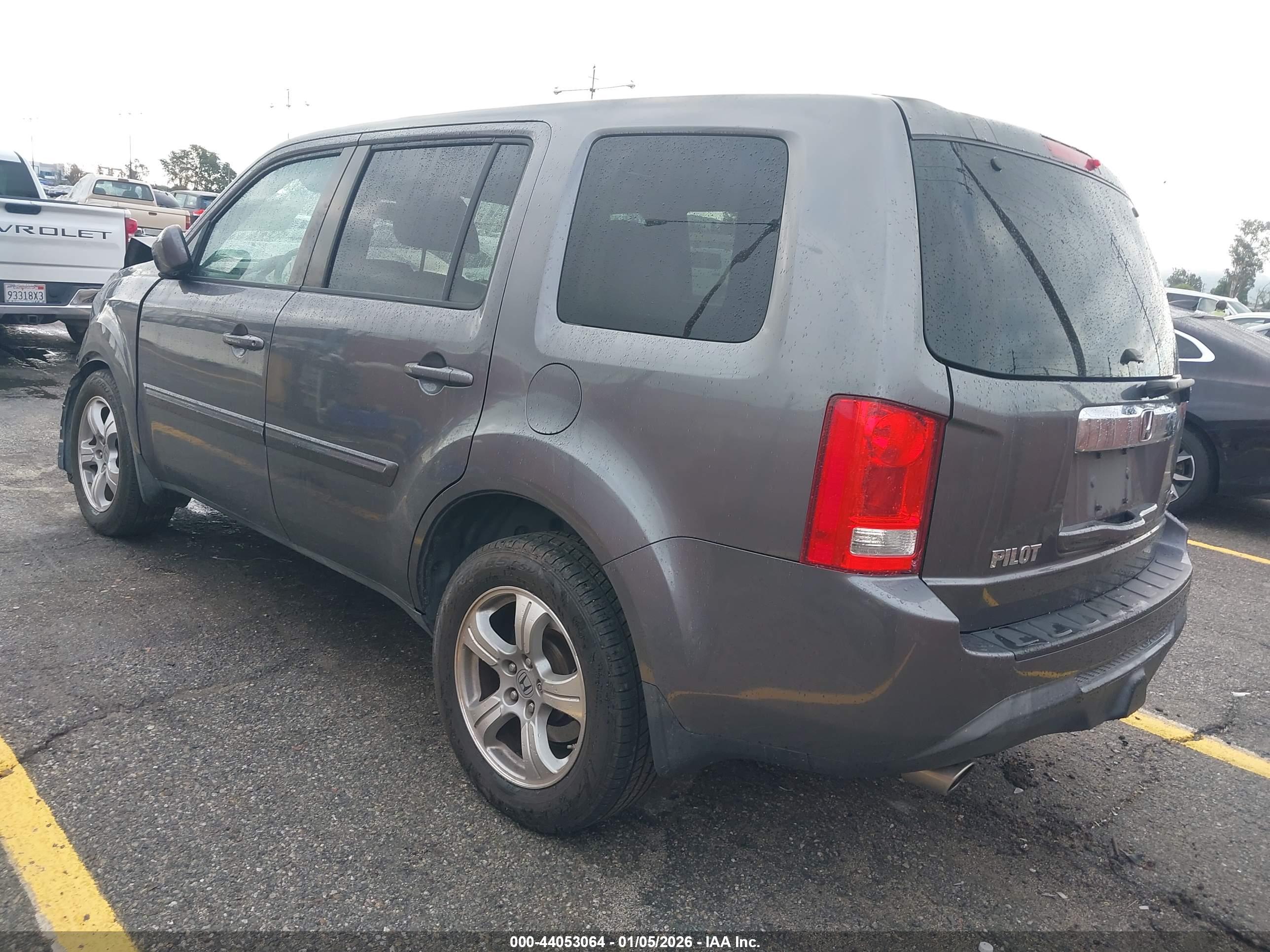 HONDA PILOT image 3