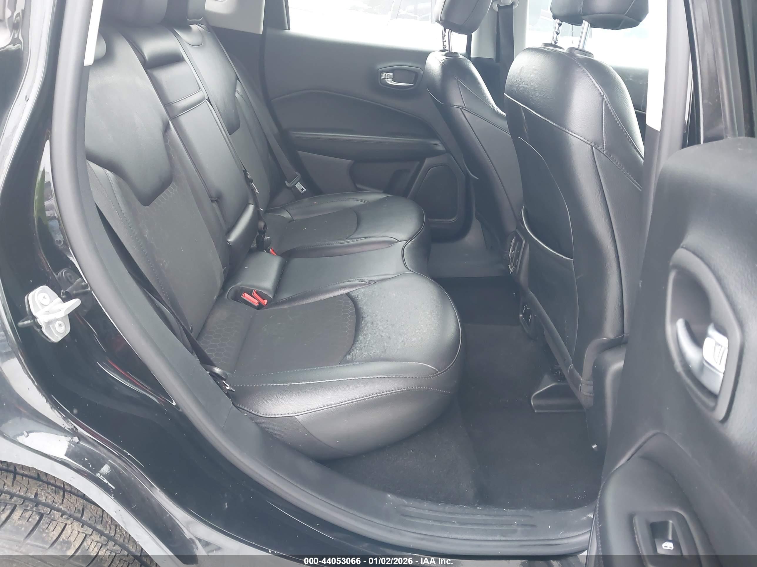 JEEP COMPASS image 8