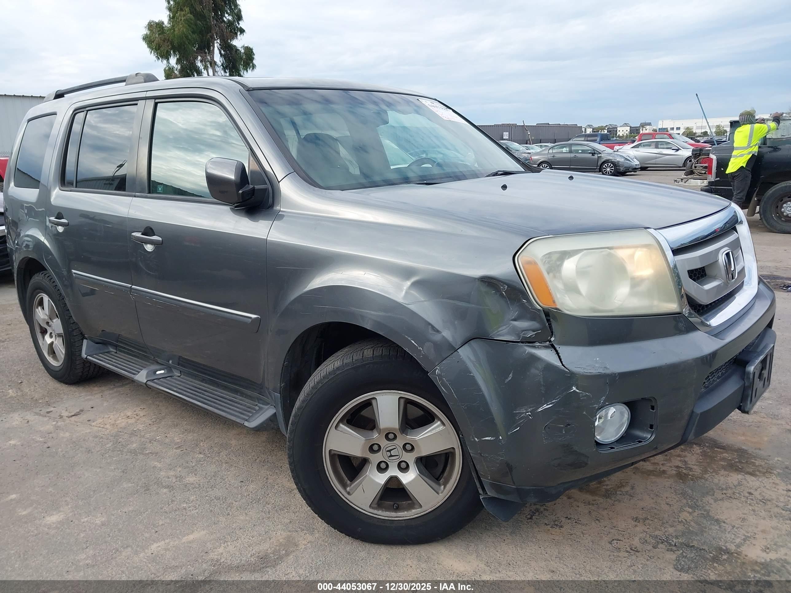 HONDA PILOT image 6