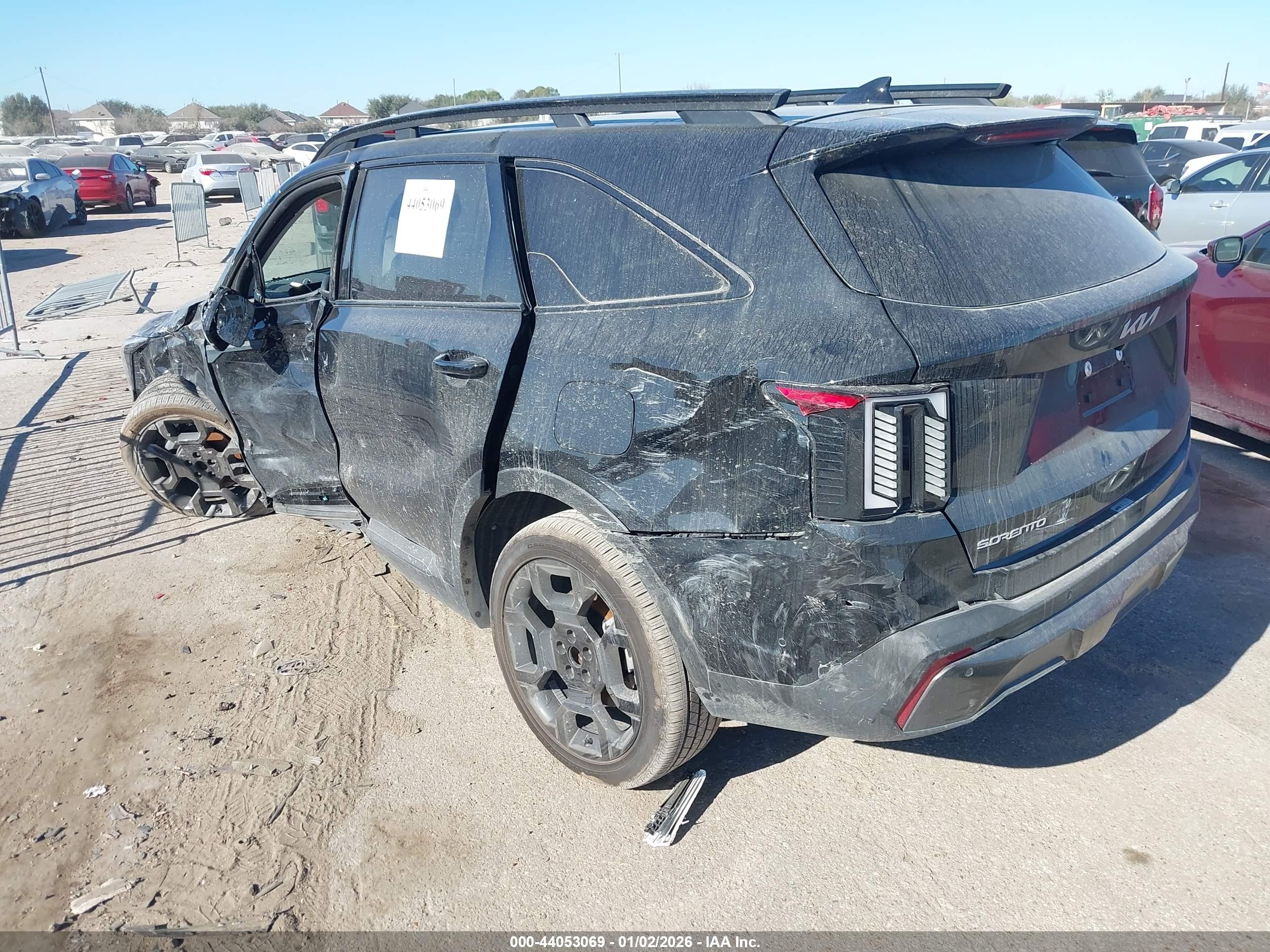 KIA SORENTO image 3