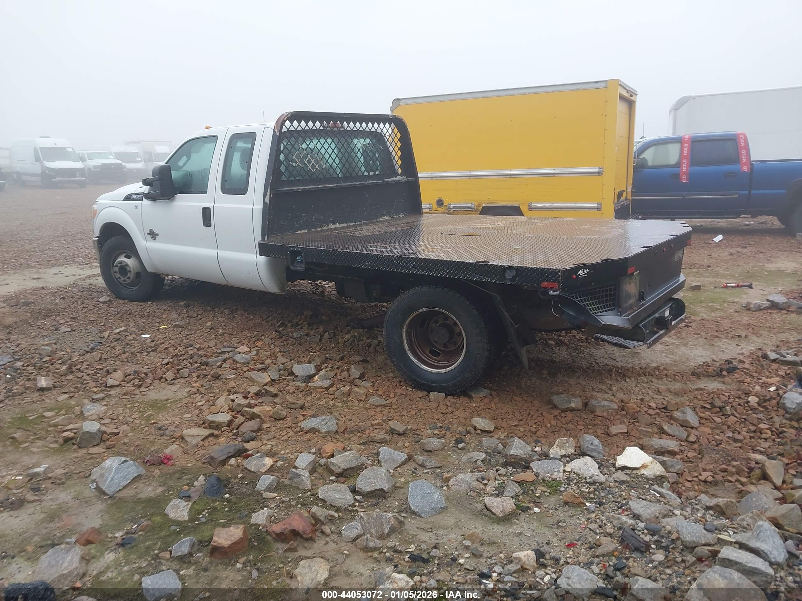 FORD F-350 image 3