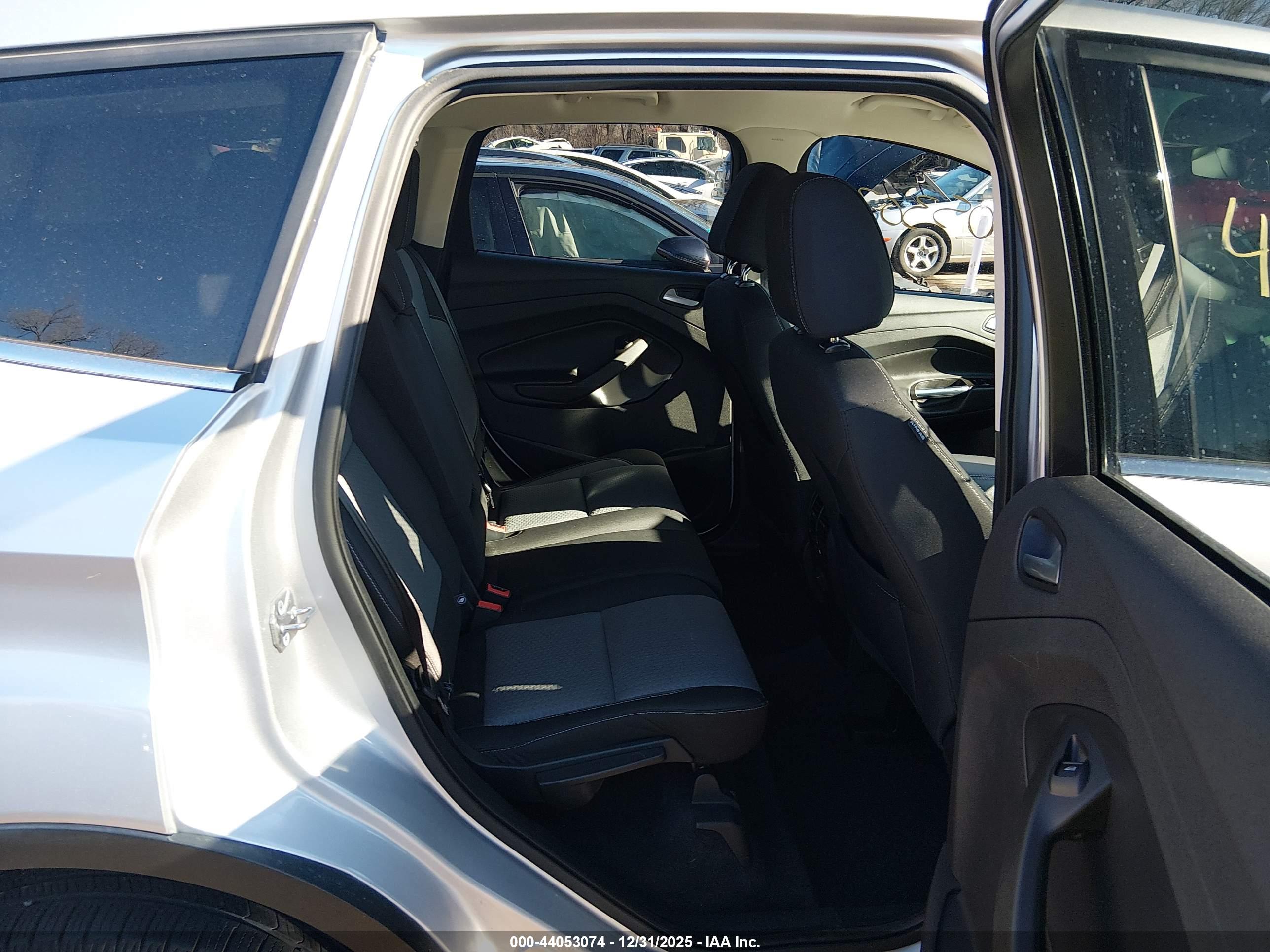 FORD ESCAPE image 8