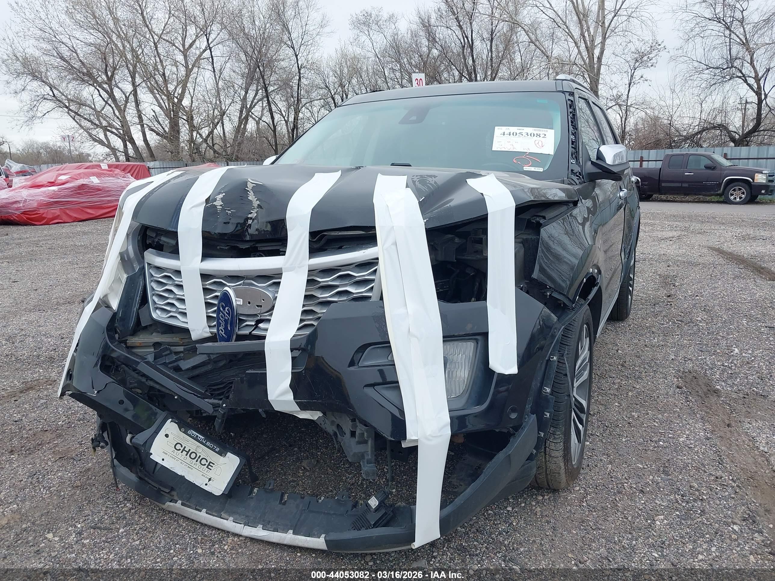 FORD EXPLORER image 6