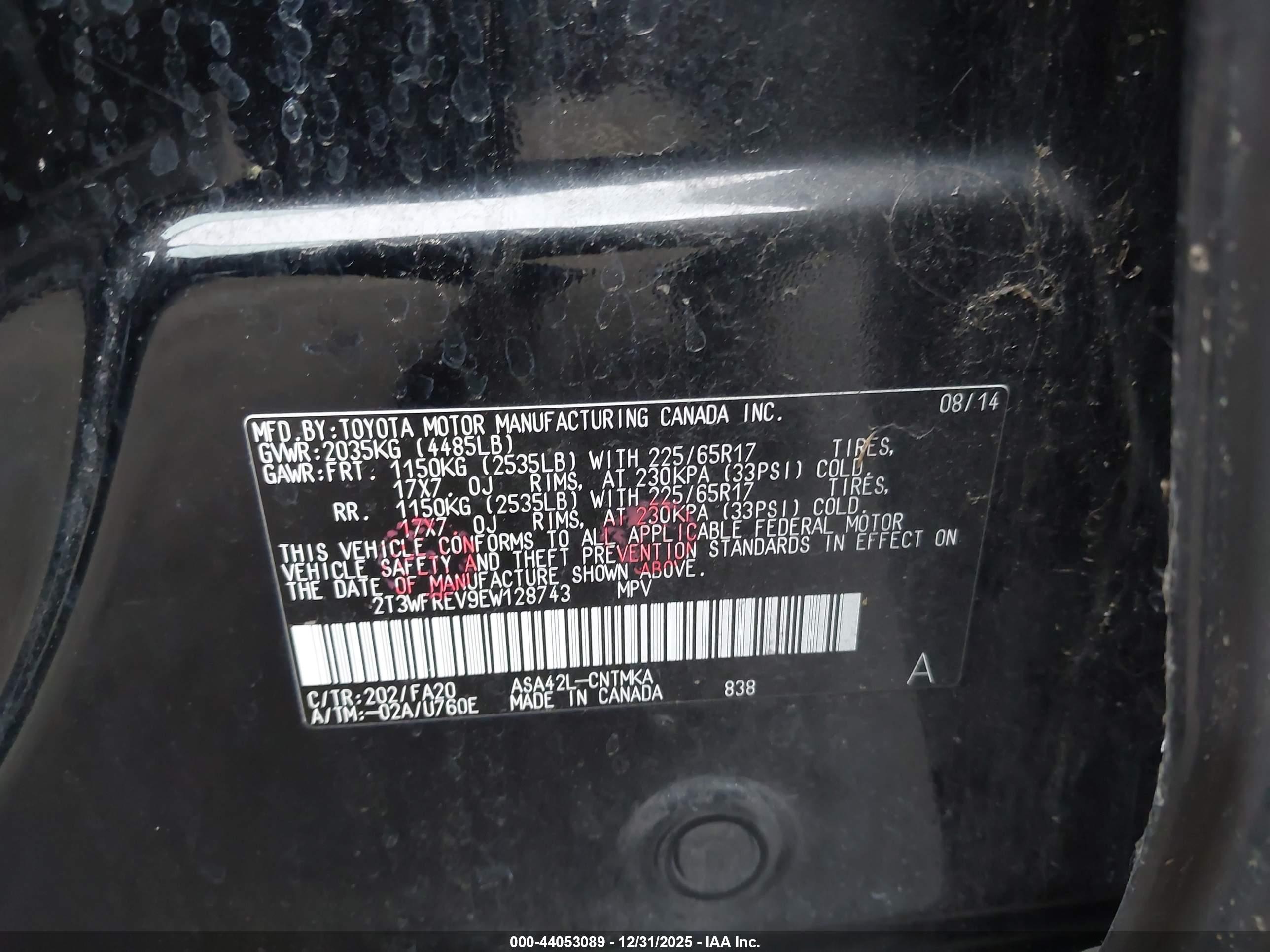 TOYOTA RAV4 image 9