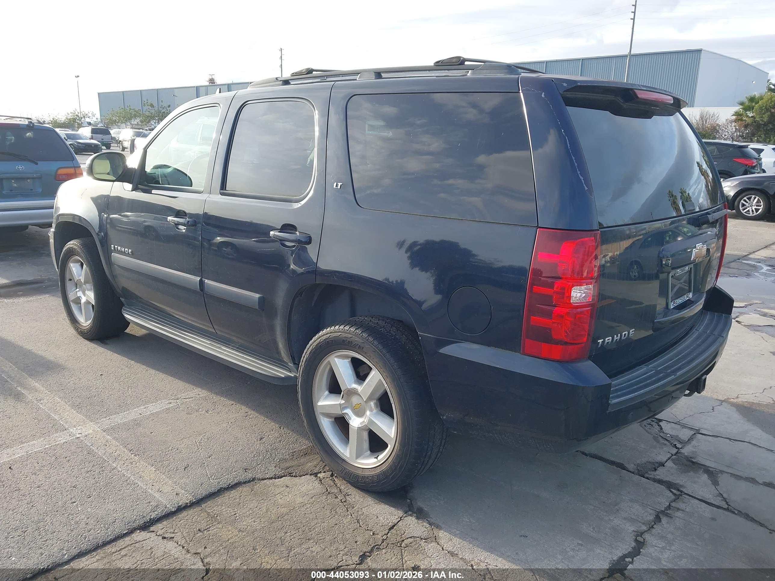 CHEVROLET TAHOE image 3