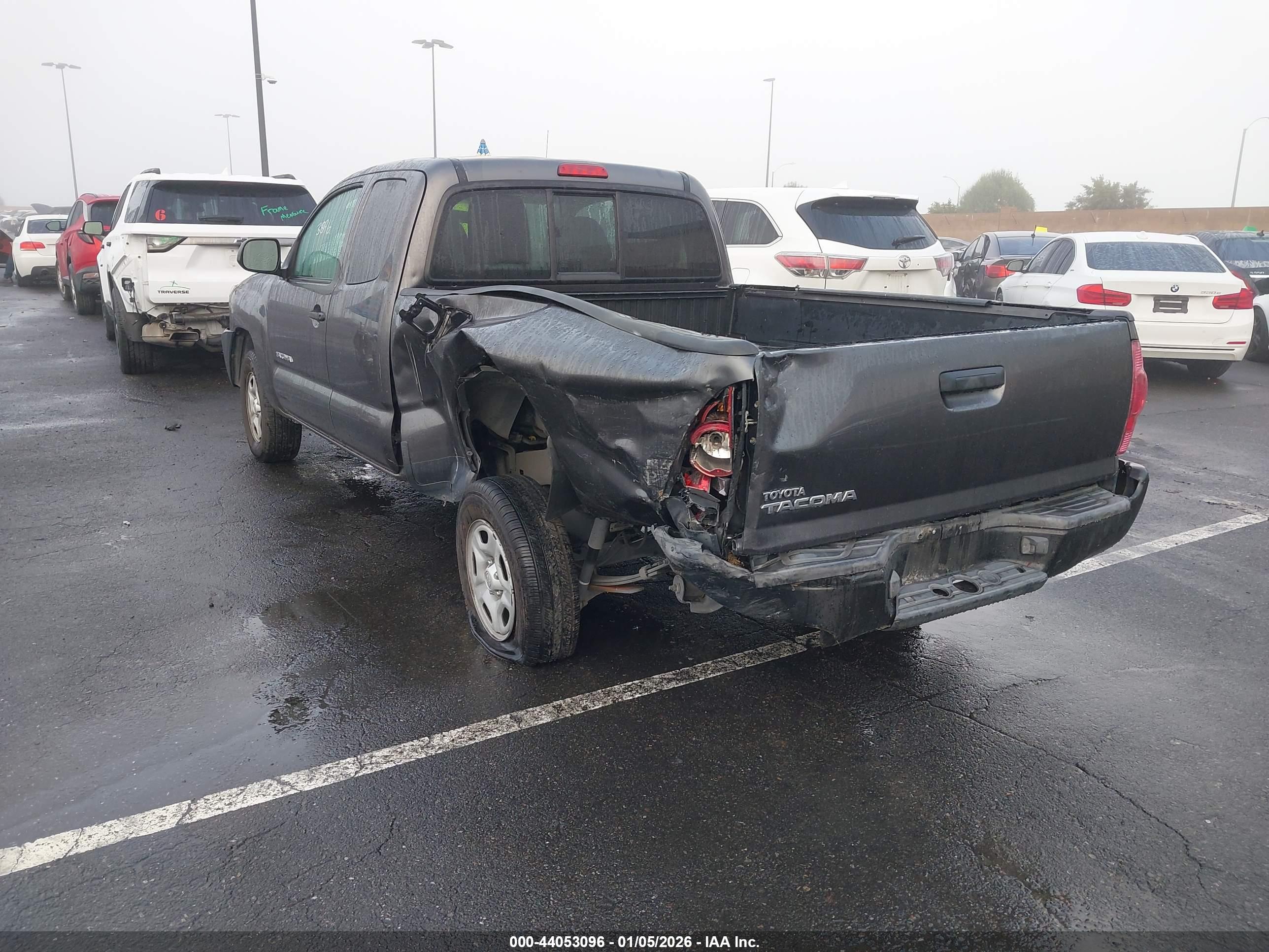 TOYOTA TACOMA image 3
