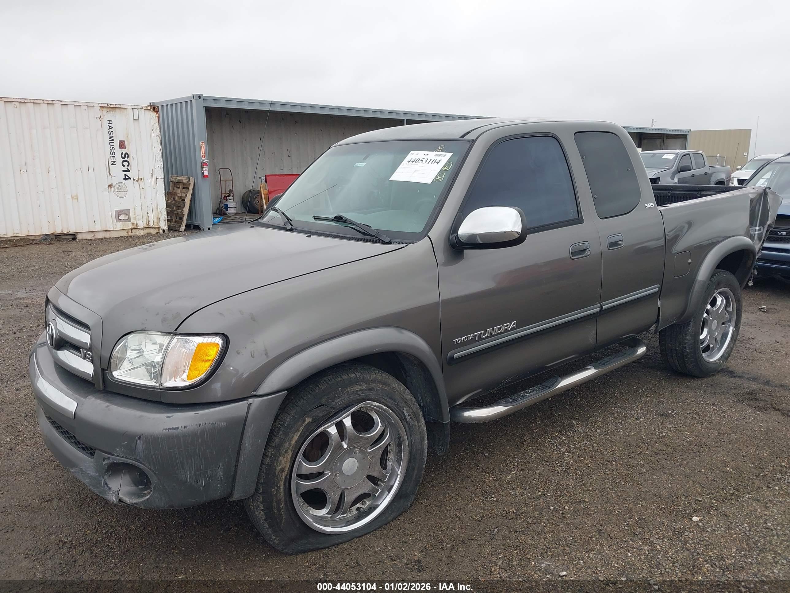 TOYOTA TUNDRA image 2