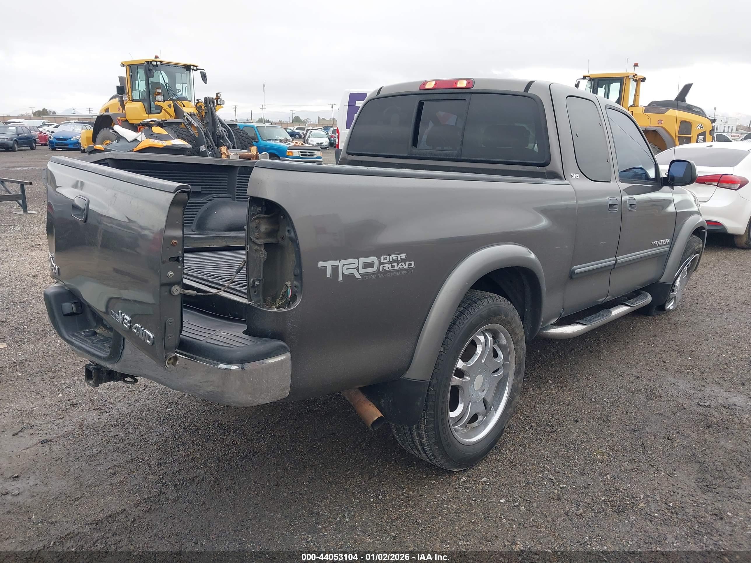 TOYOTA TUNDRA image 4