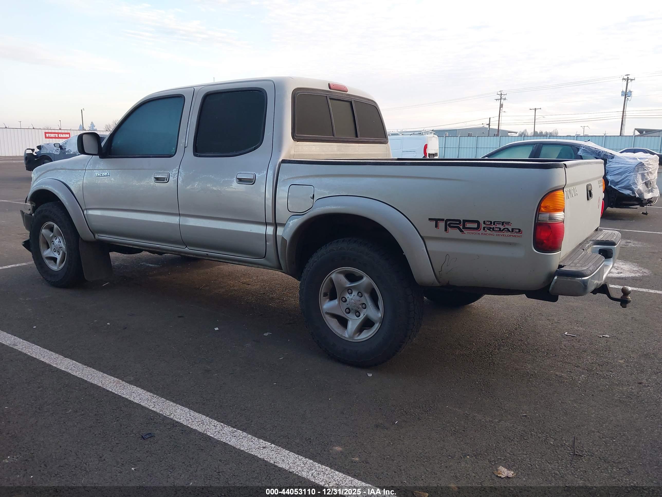 TOYOTA TACOMA image 3