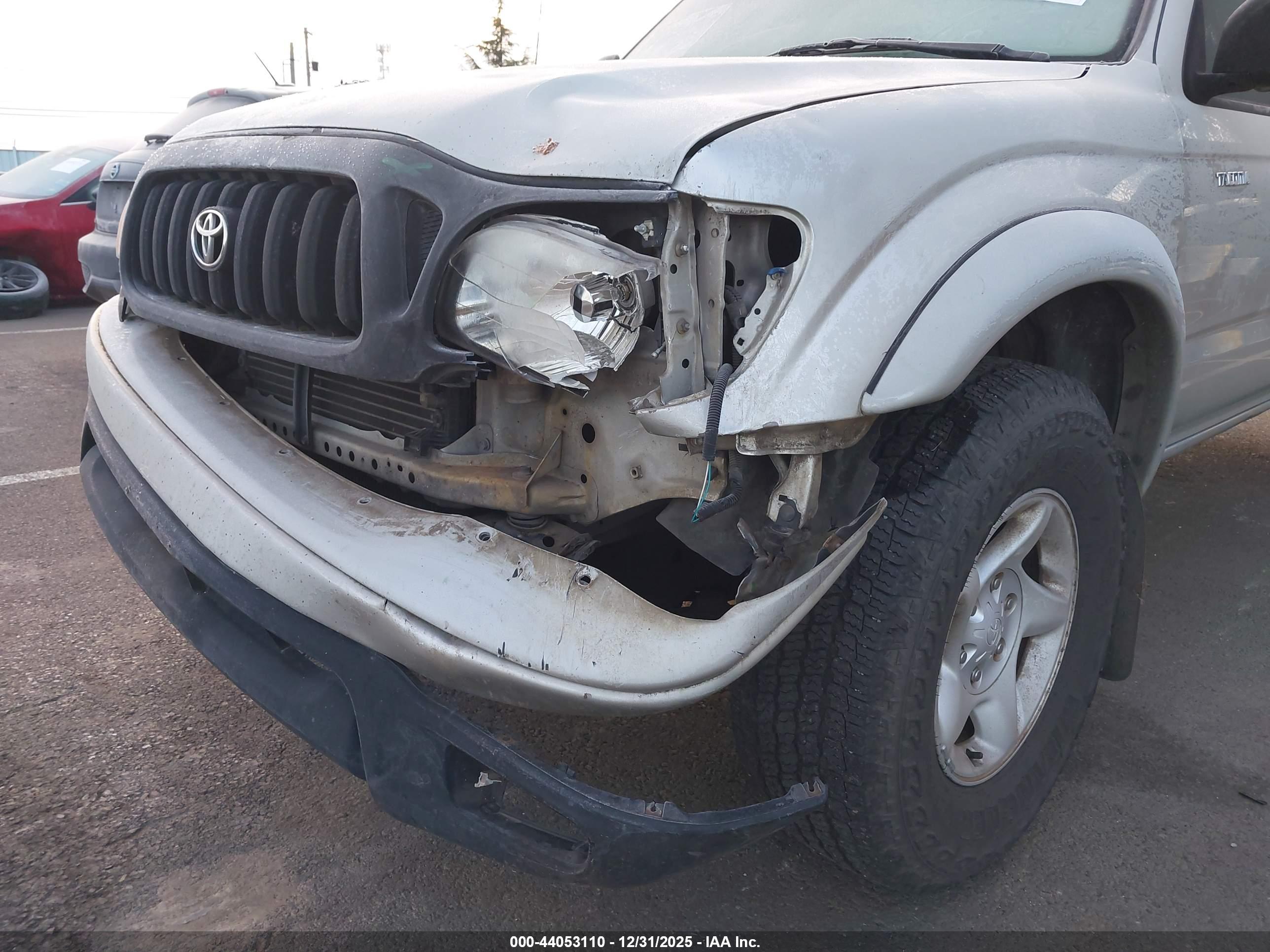 TOYOTA TACOMA image 6