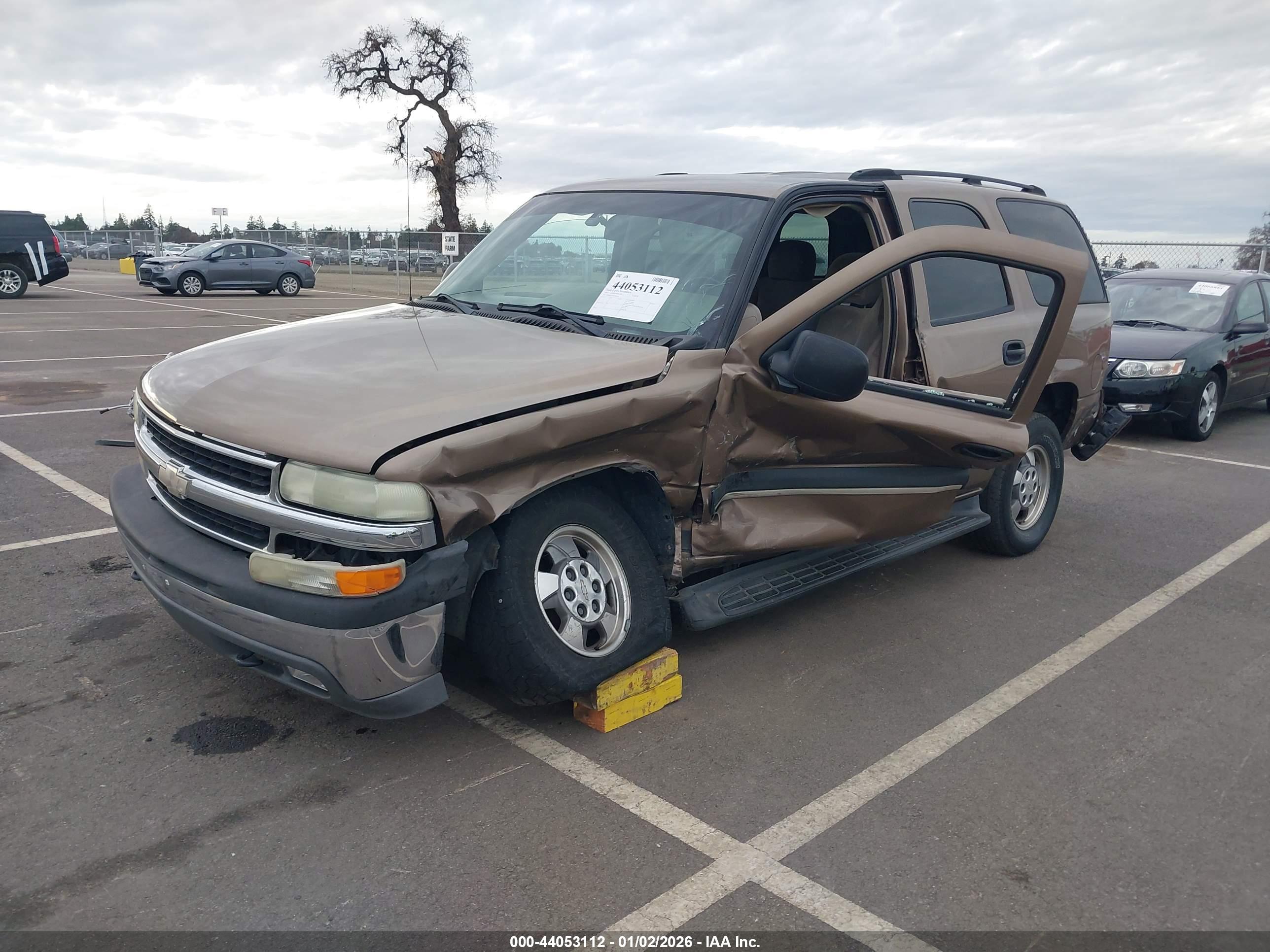 CHEVROLET TAHOE image 2