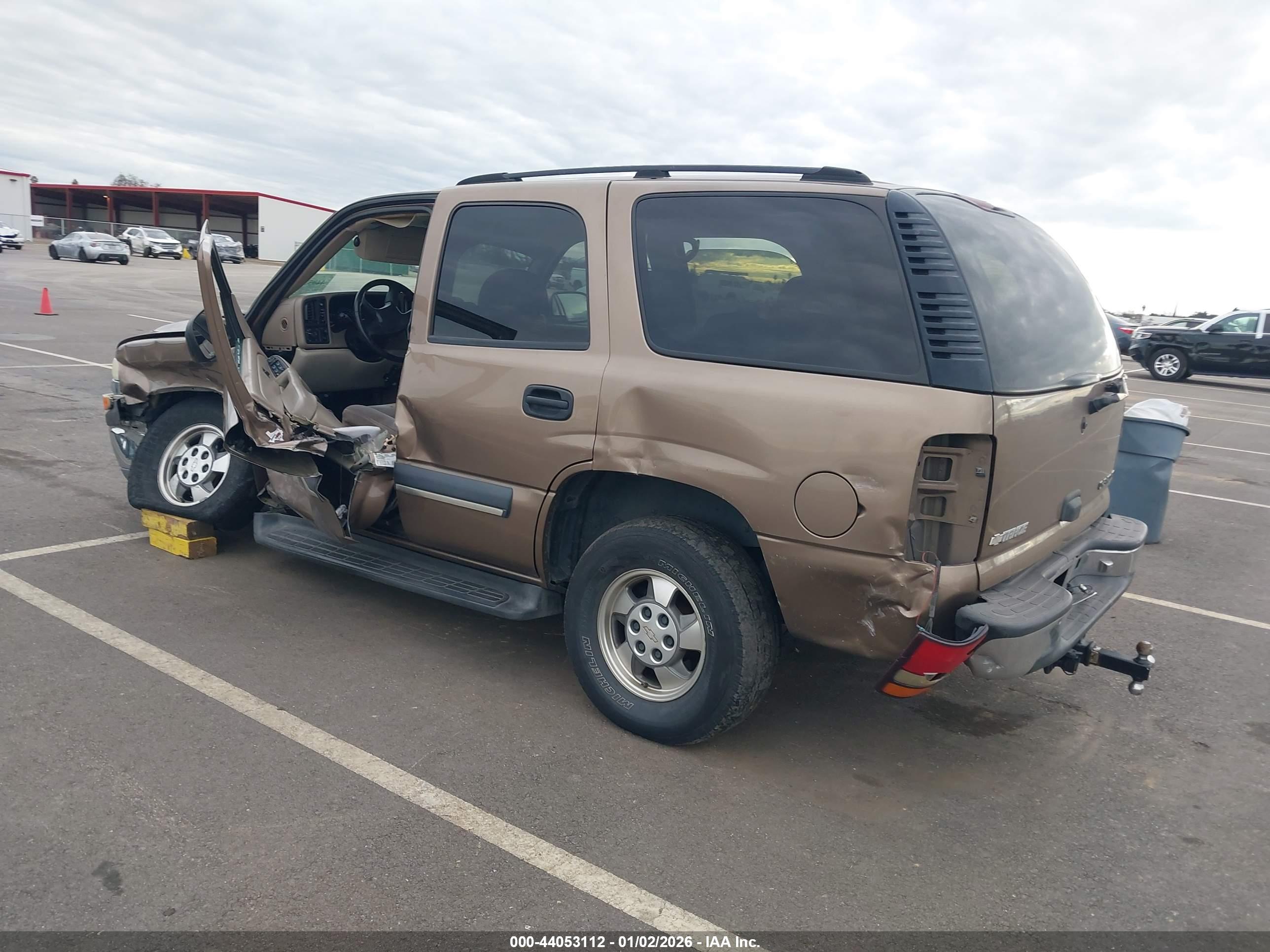 CHEVROLET TAHOE image 3