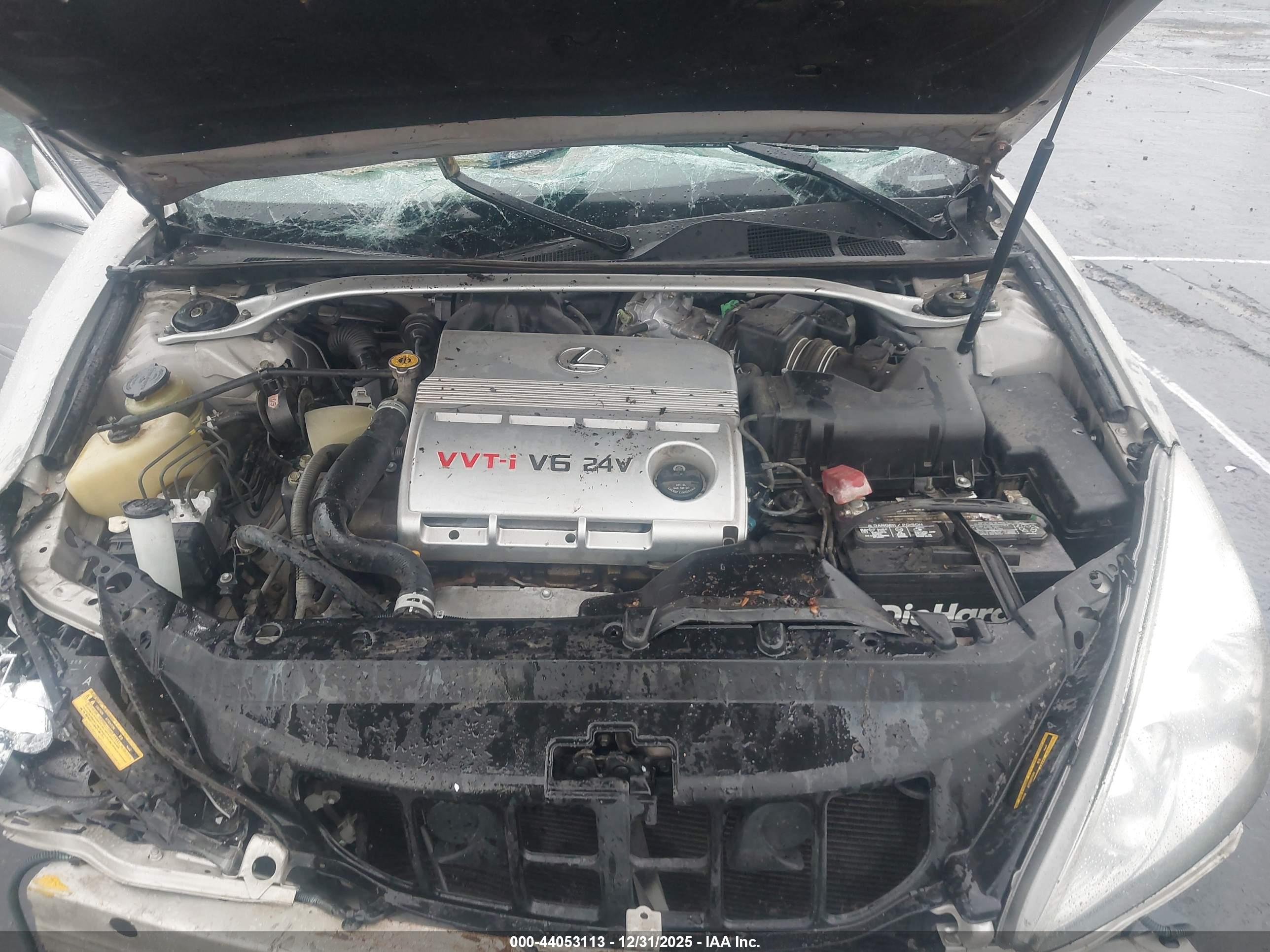 LEXUS ES image 10
