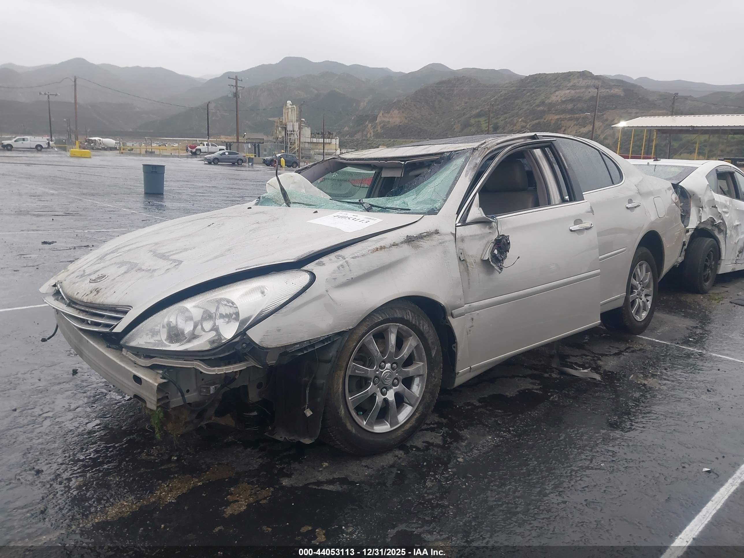 LEXUS ES image 2