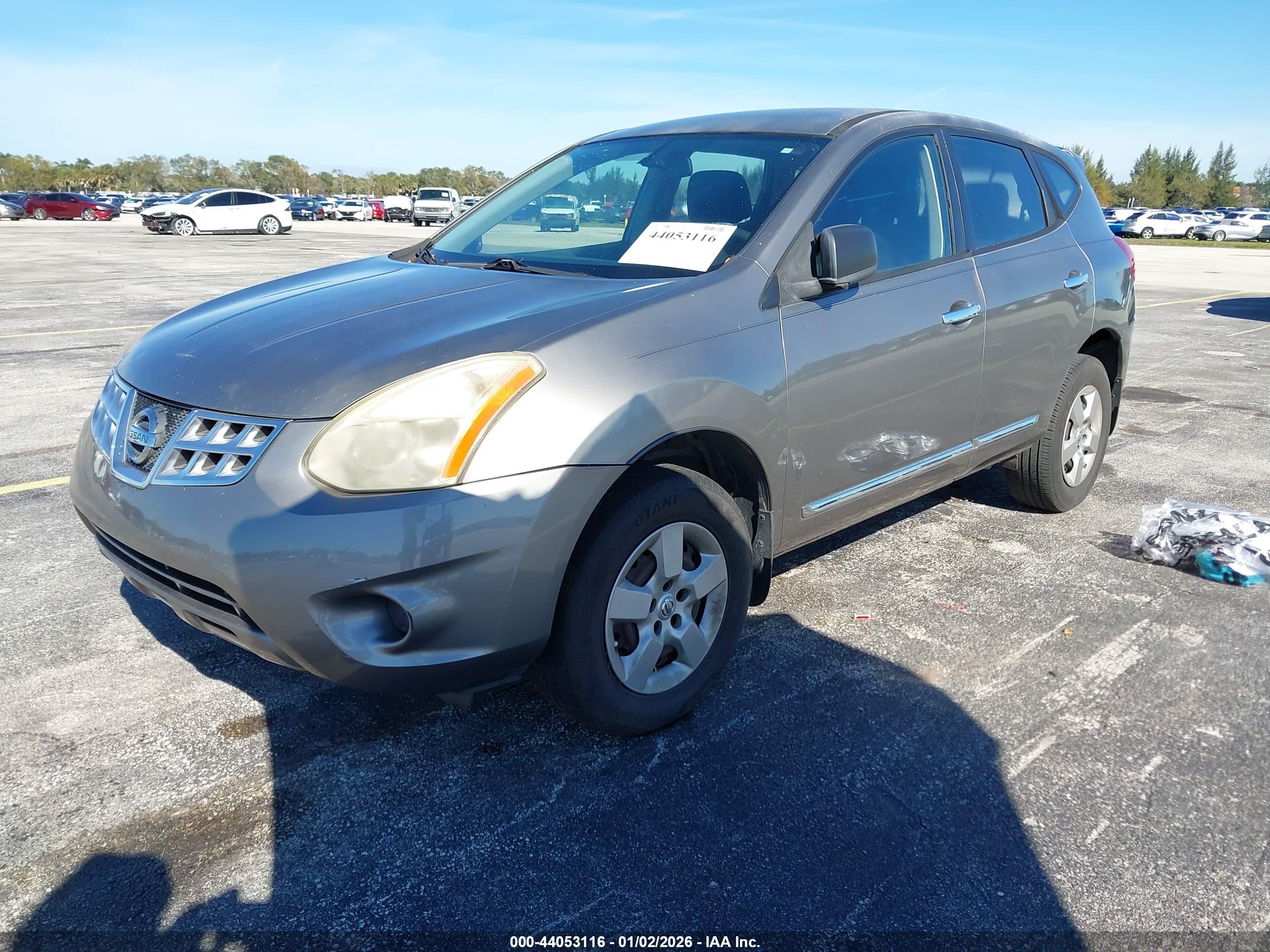 NISSAN ROGUE image 2