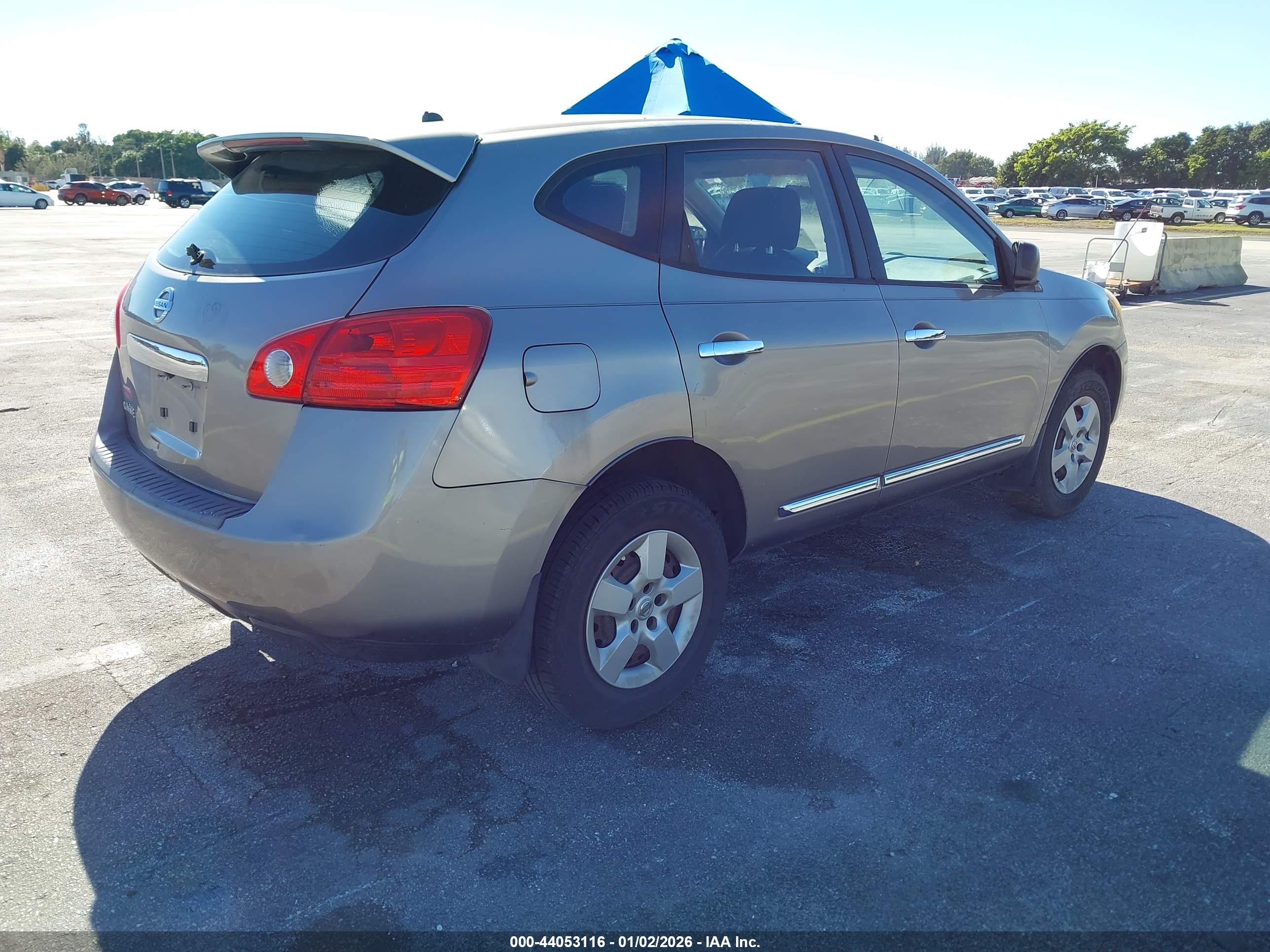 NISSAN ROGUE image 4