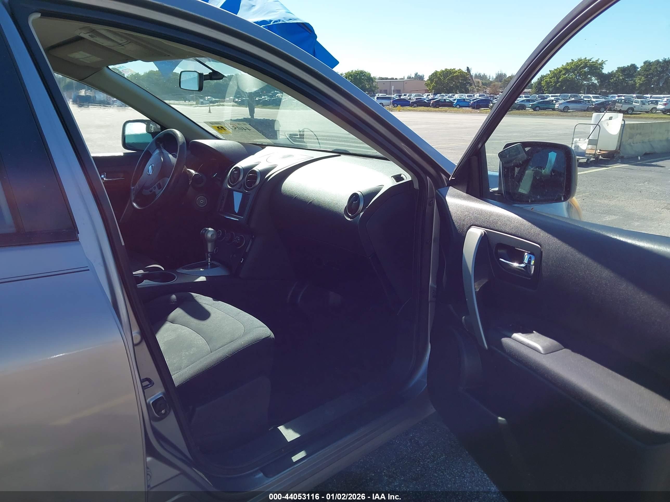 NISSAN ROGUE image 5