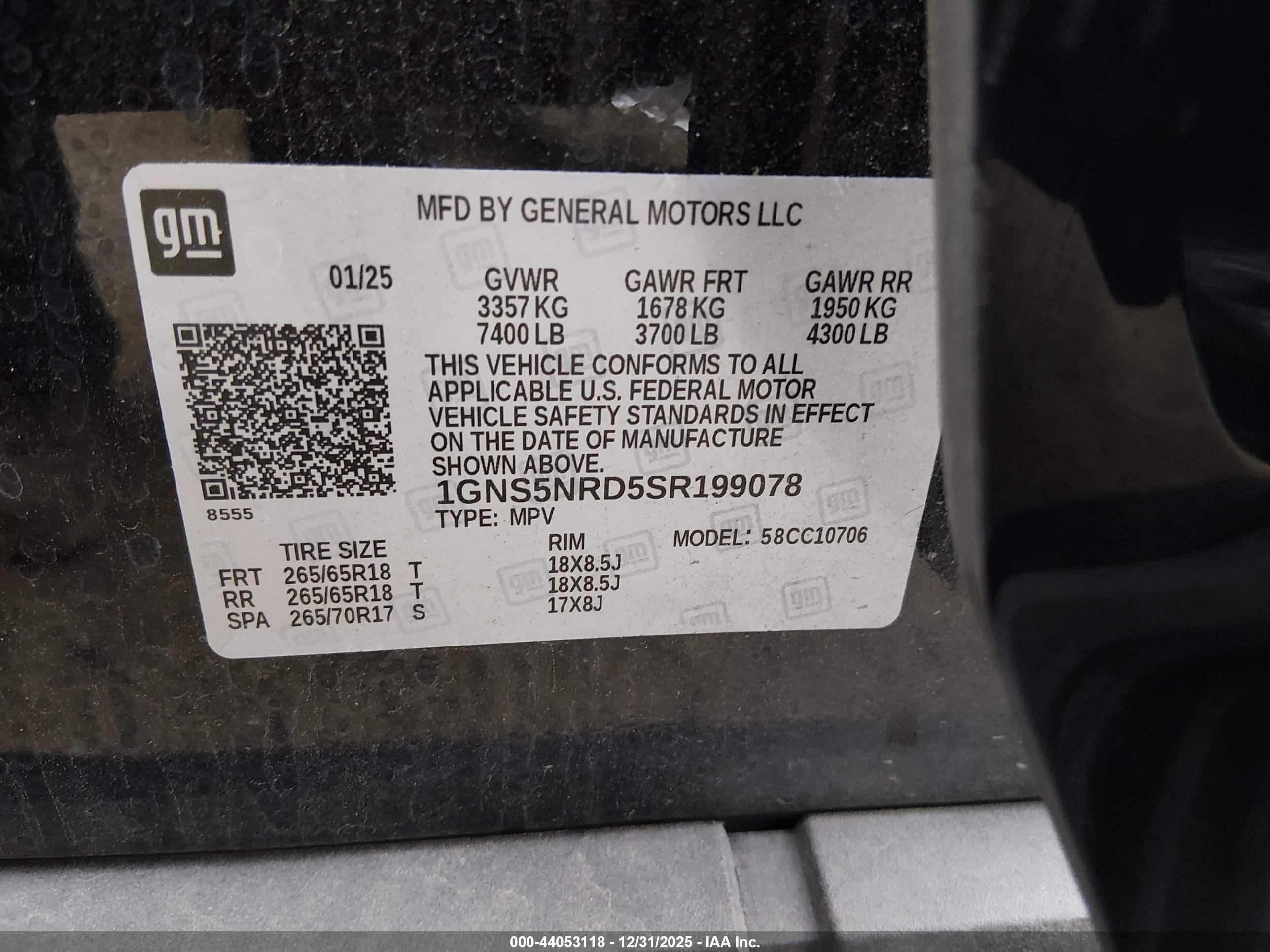 CHEVROLET TAHOE image 9