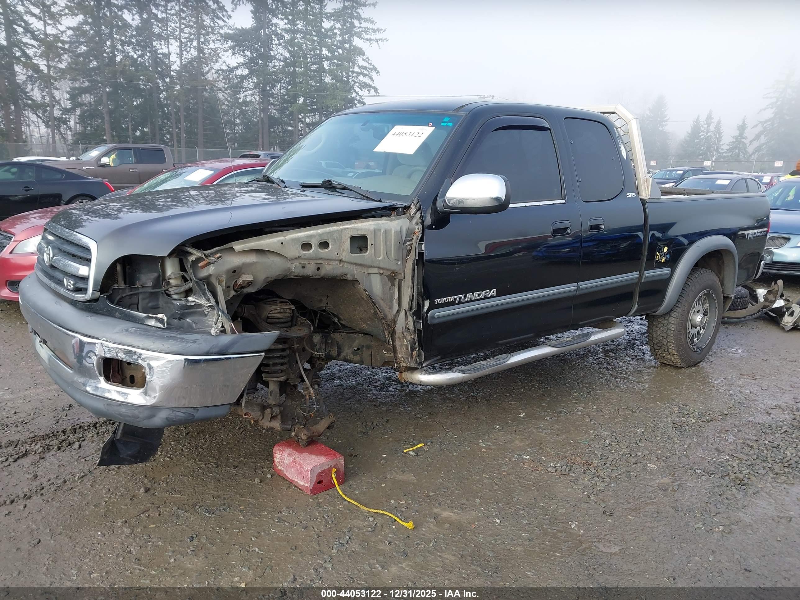 TOYOTA TUNDRA image 2