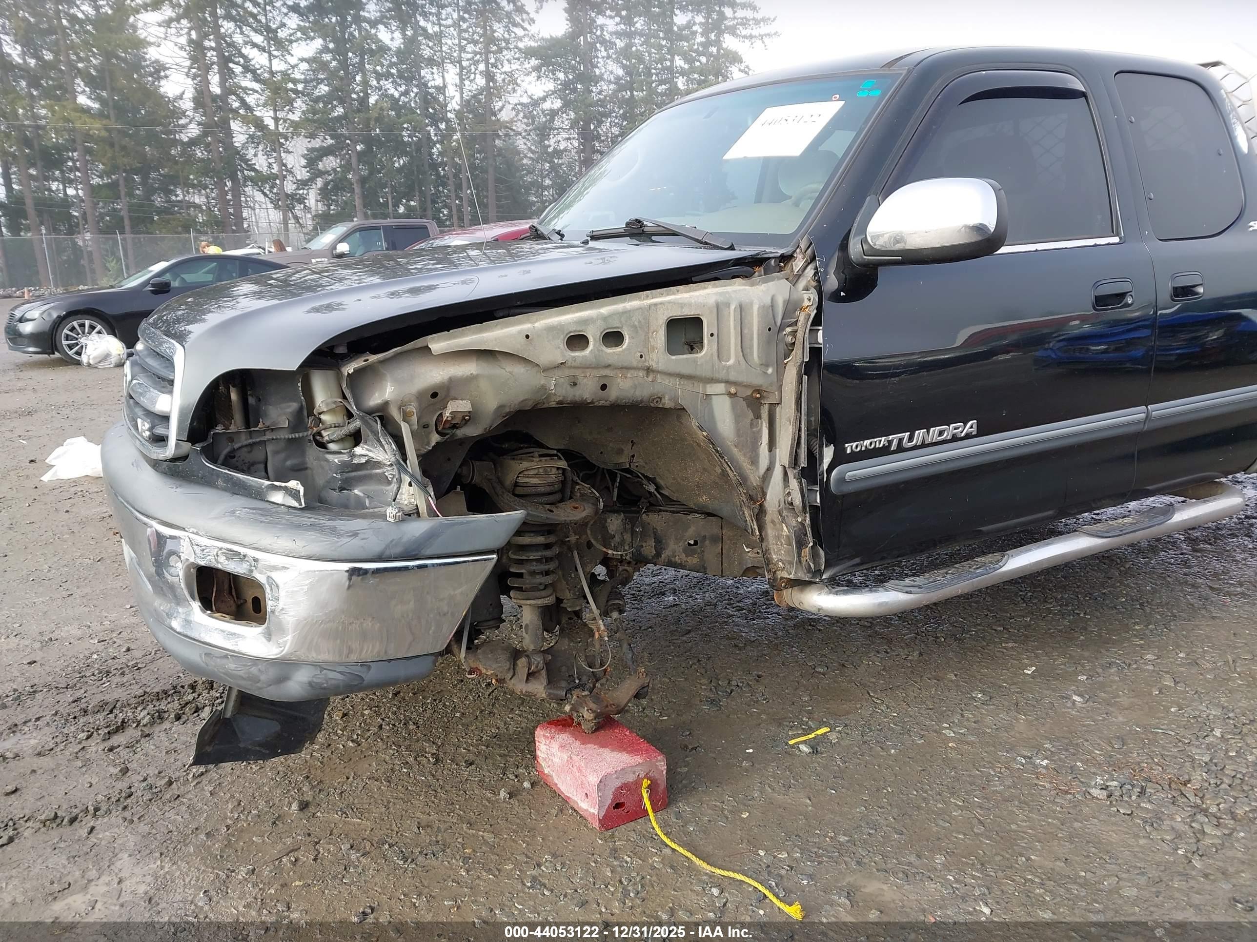 TOYOTA TUNDRA image 6