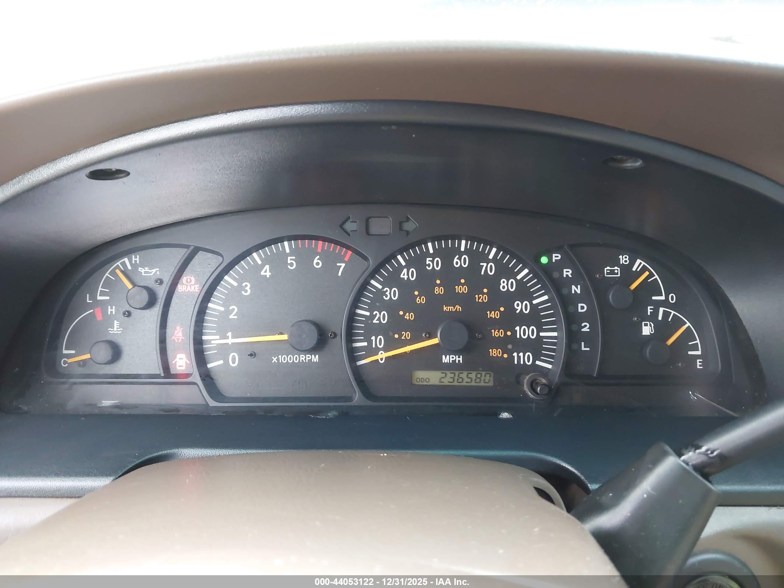 TOYOTA TUNDRA image 7