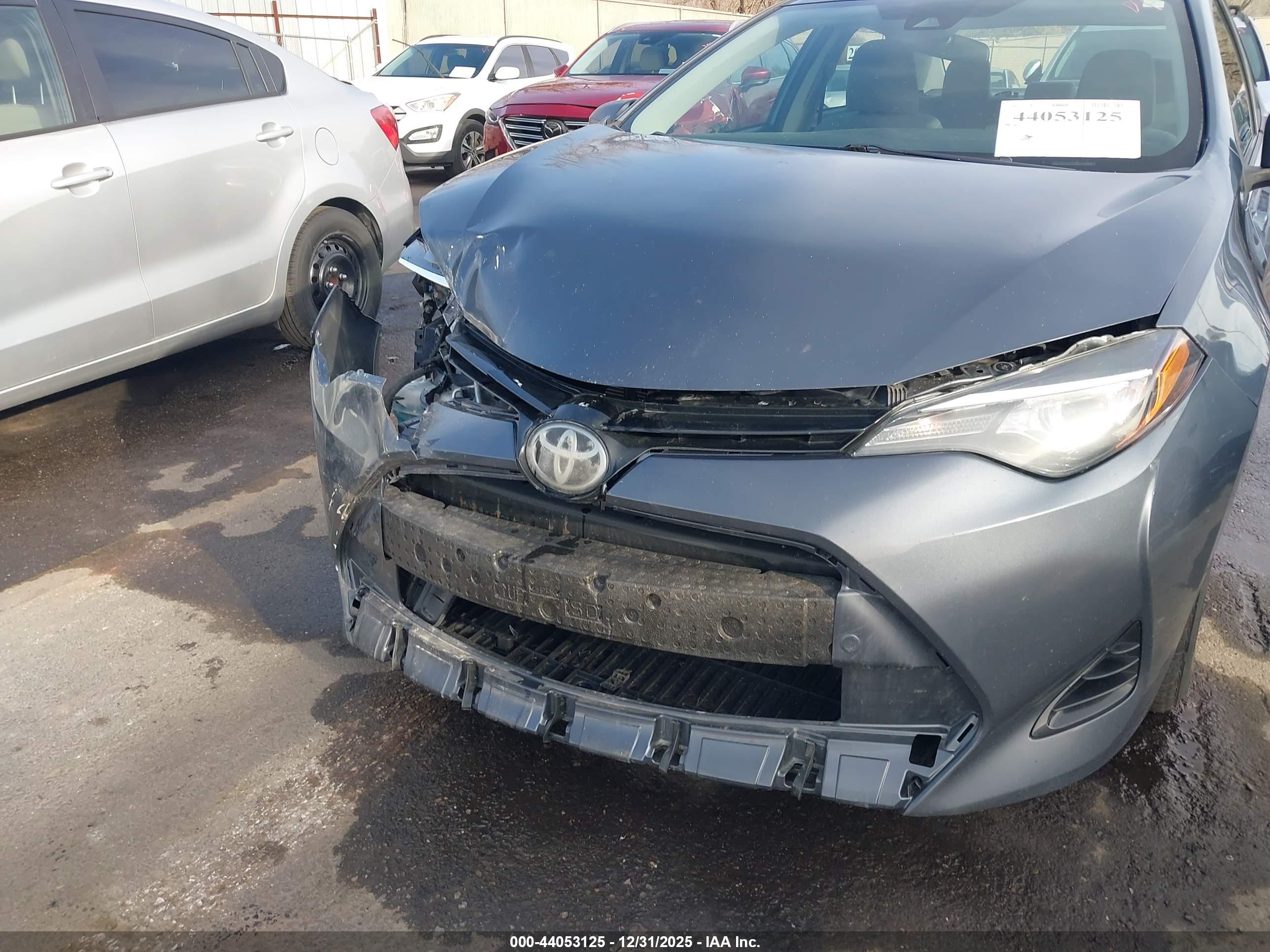 TOYOTA COROLLA image 6